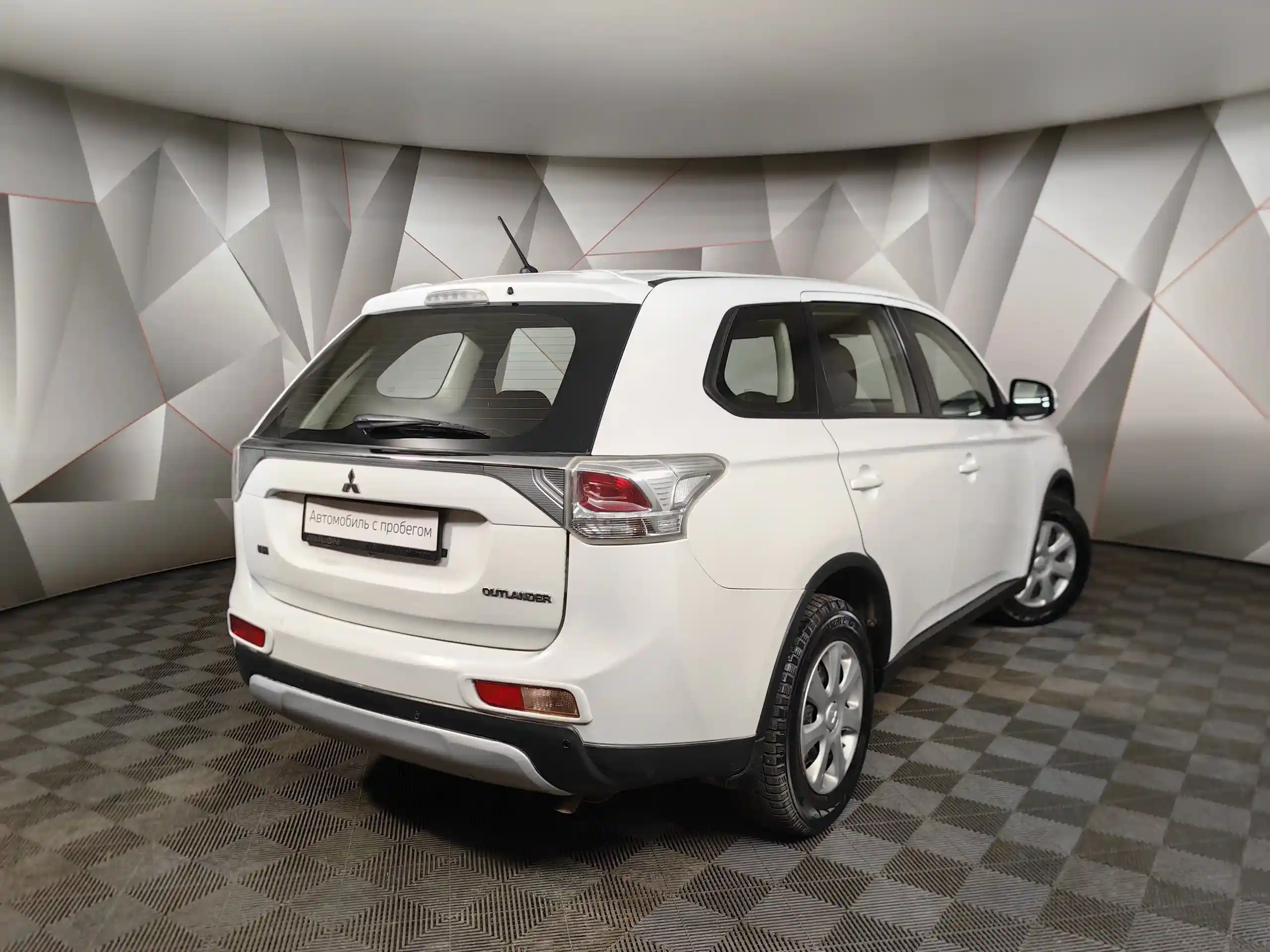 Mitsubishi Outlander 2014