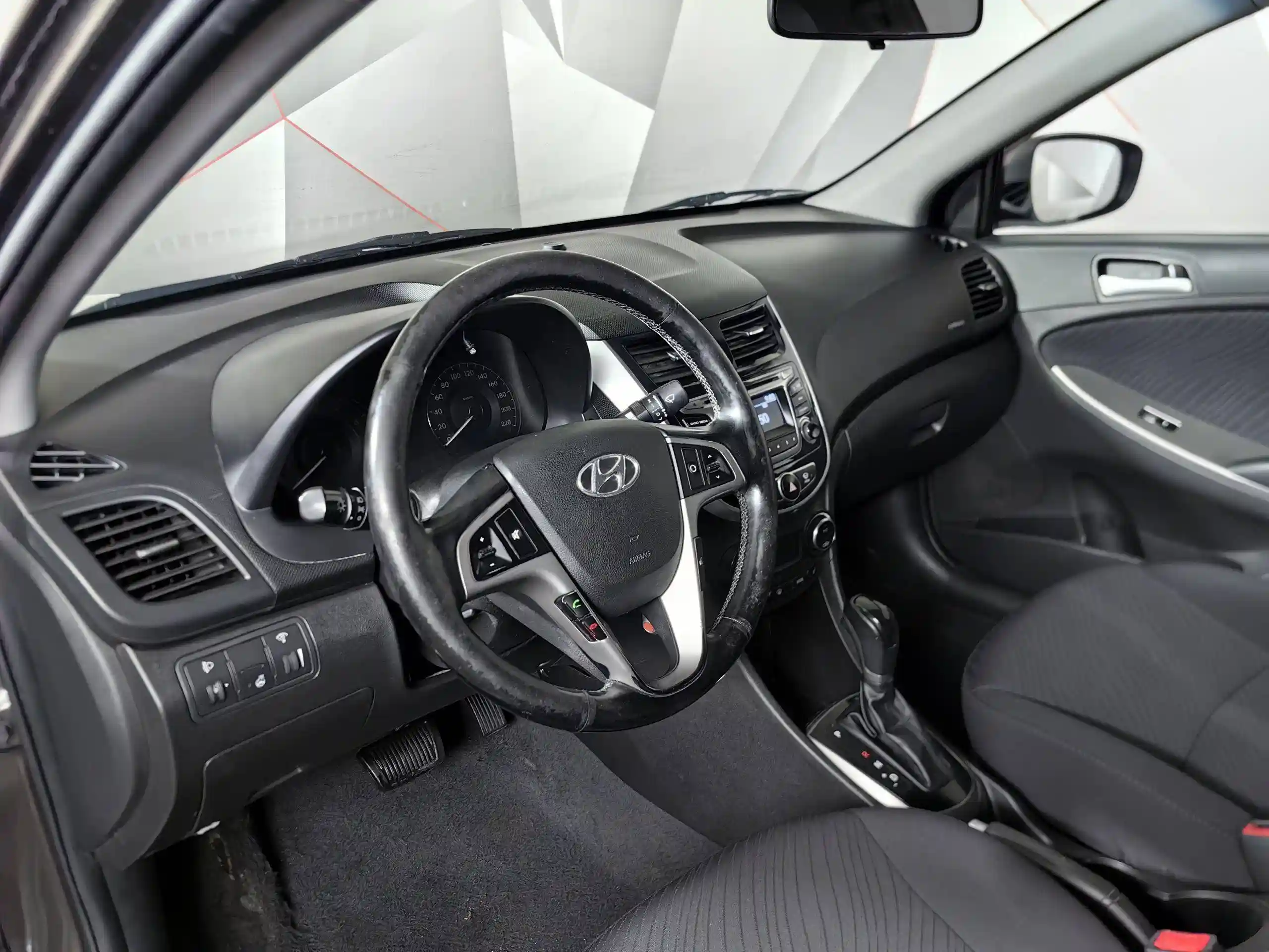 Hyundai Solaris 2014