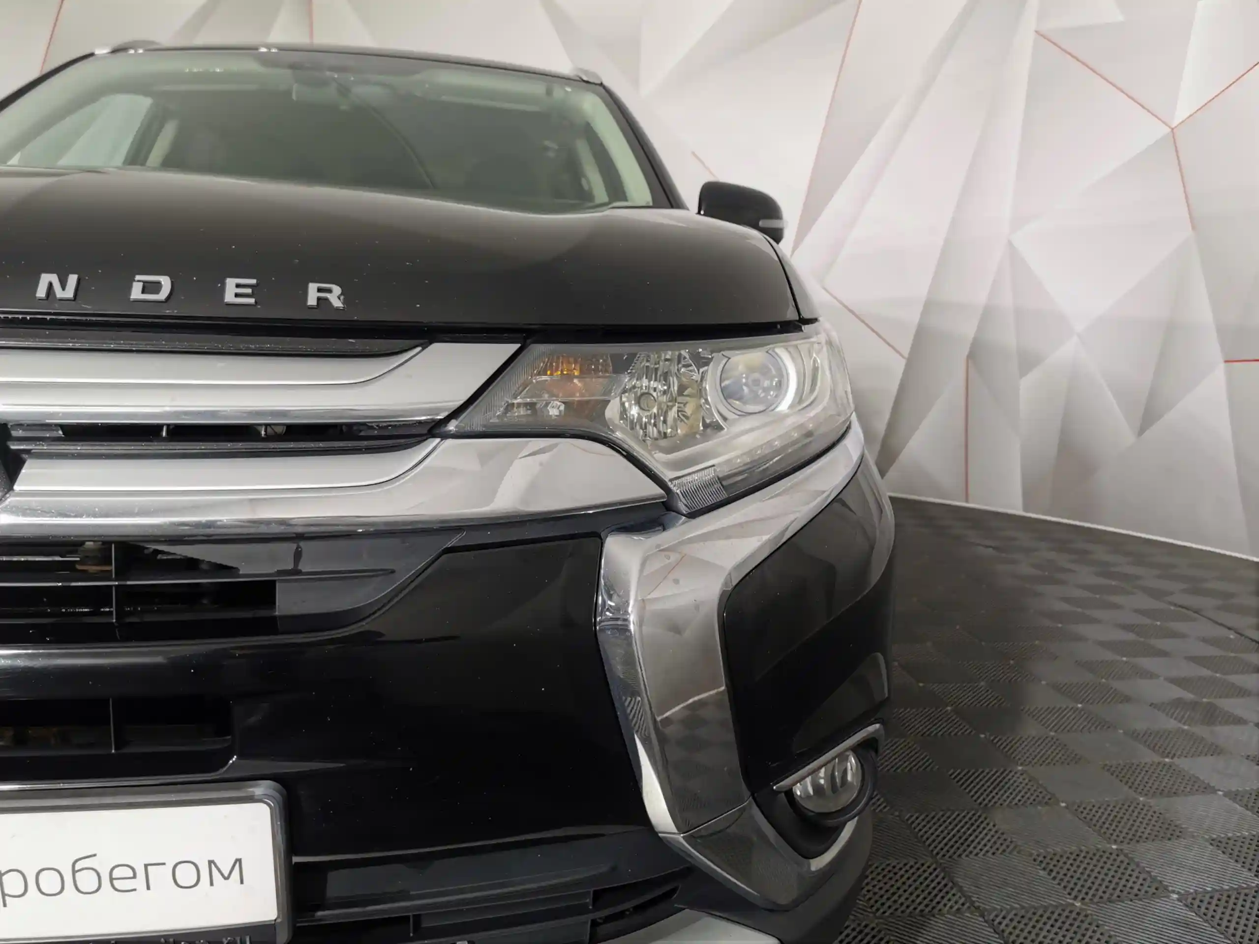Mitsubishi Outlander 2016