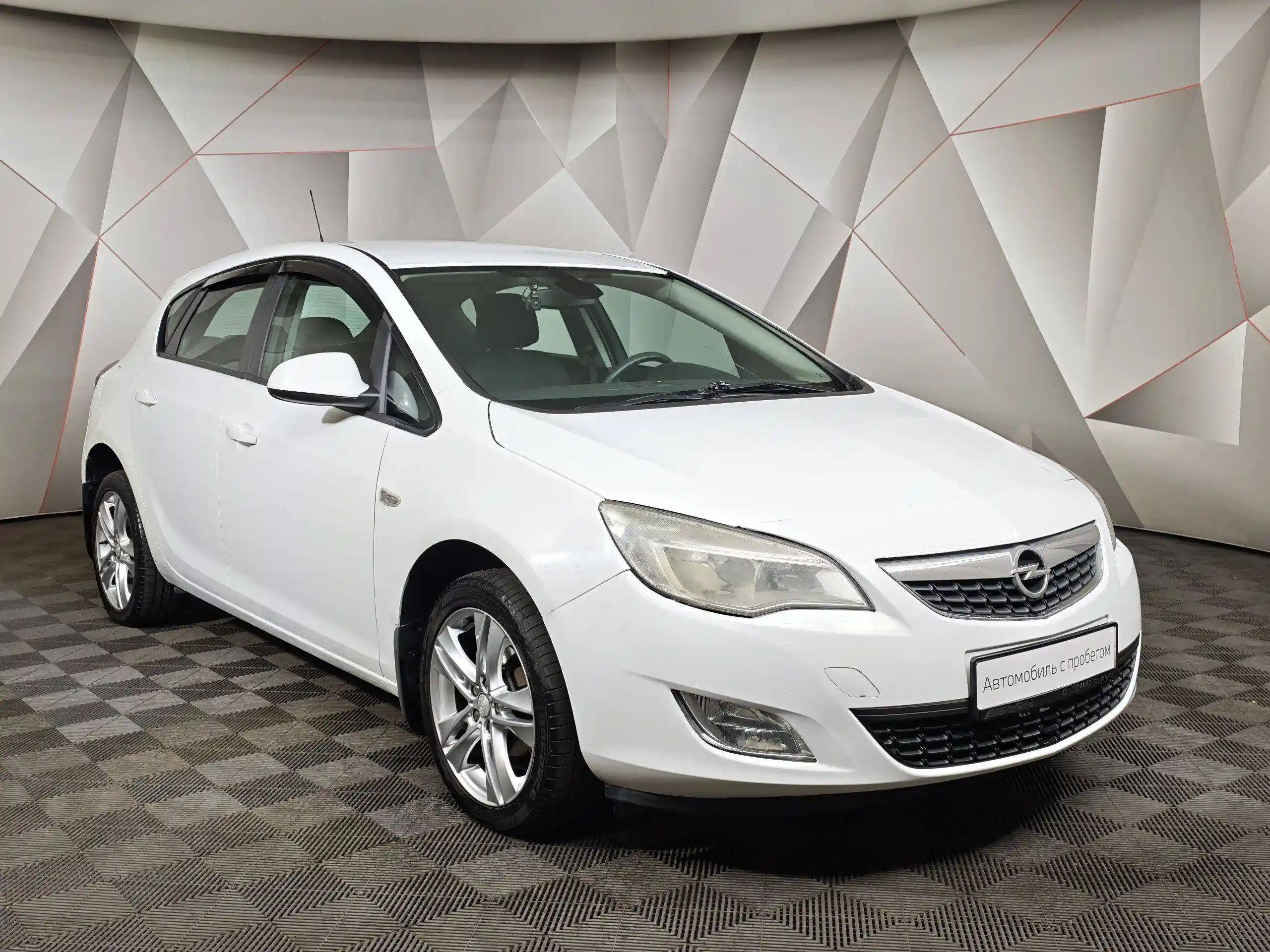 Opel Astra 2011