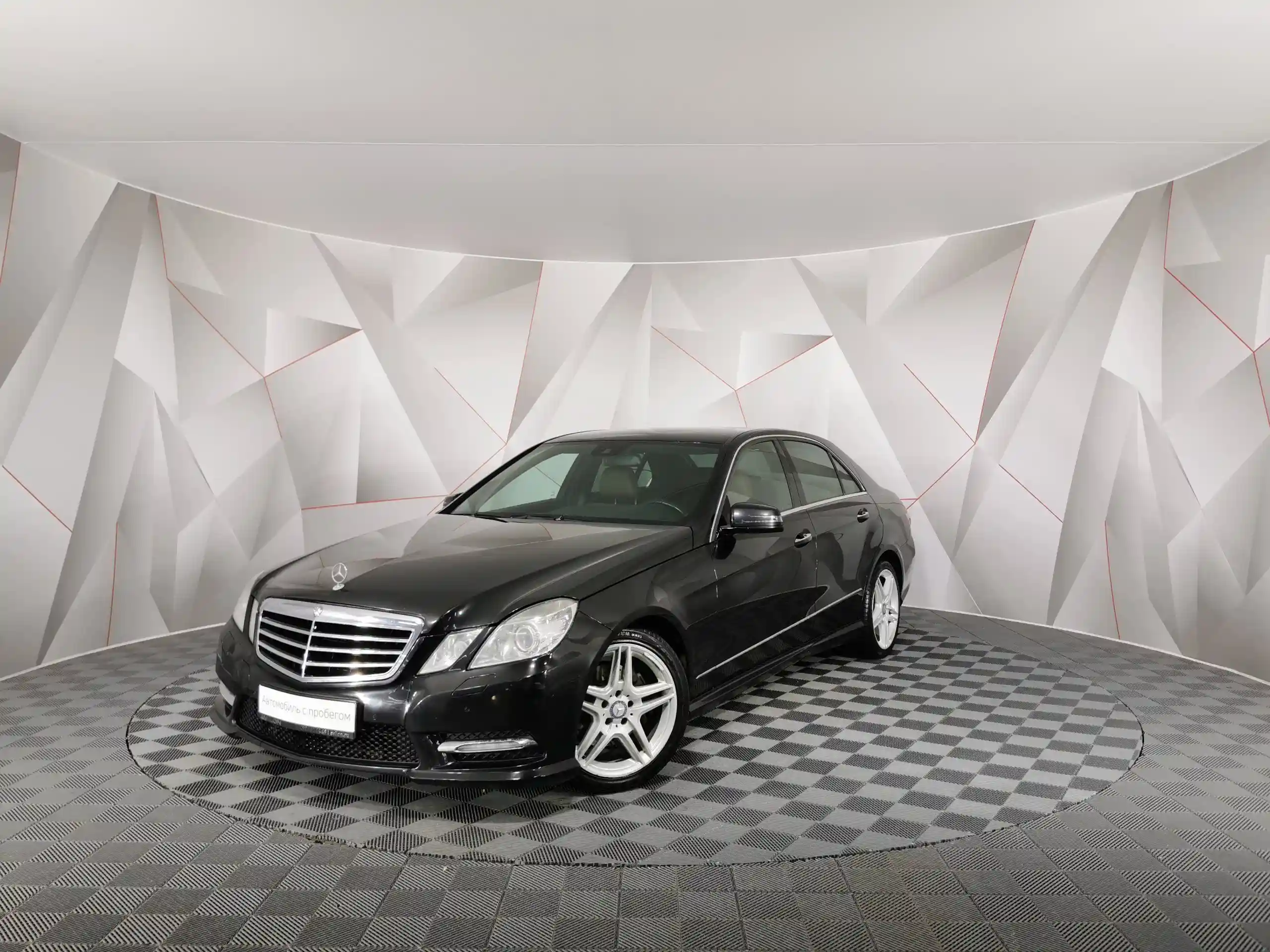 Mercedes-Benz E-Класс 2012