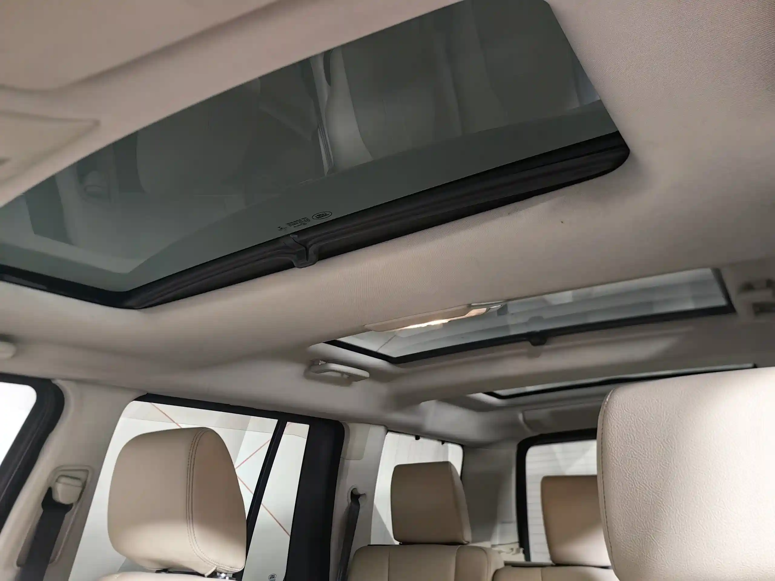Land Rover Discovery 2015