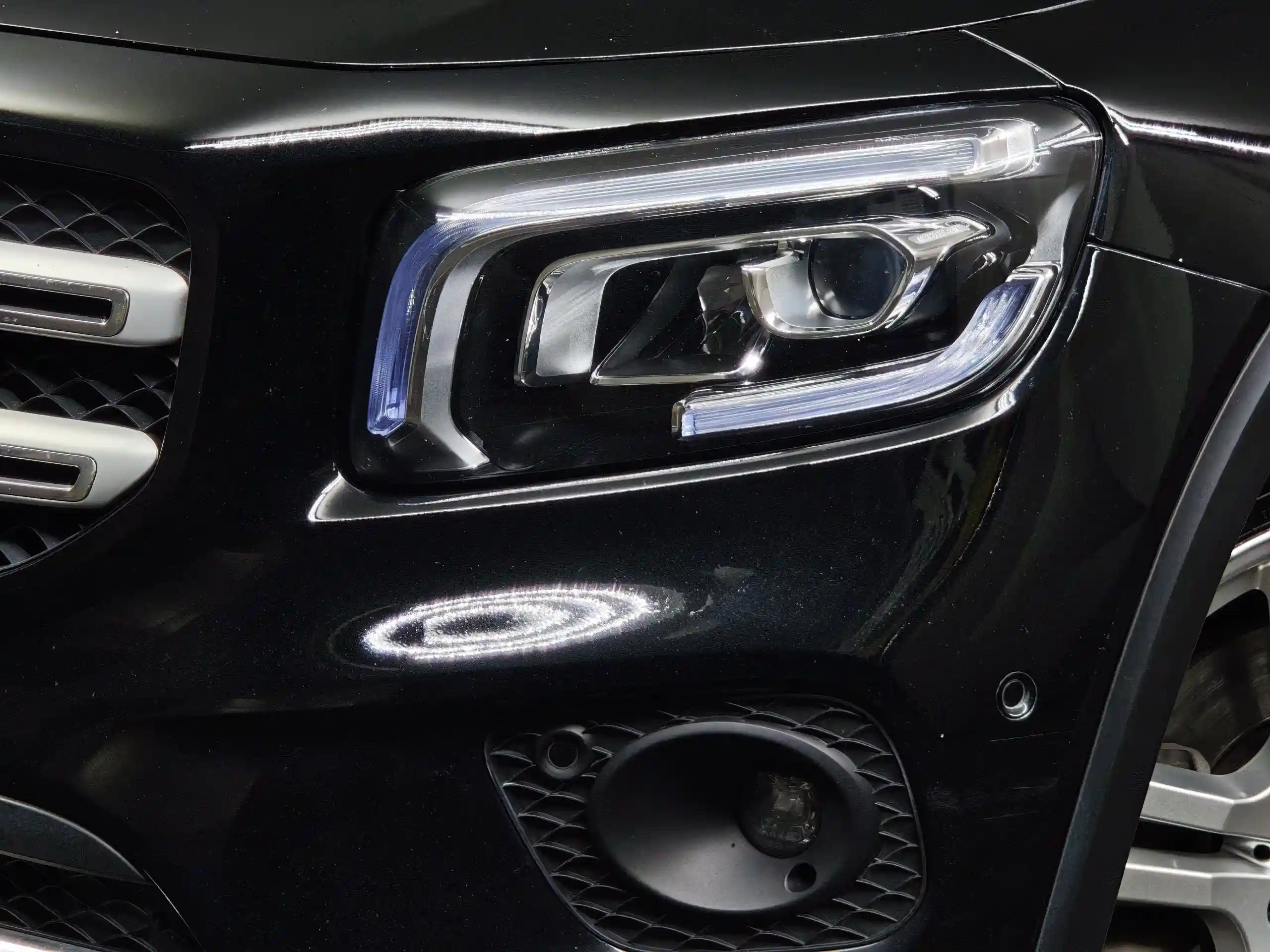 Mercedes-Benz GLB 2021