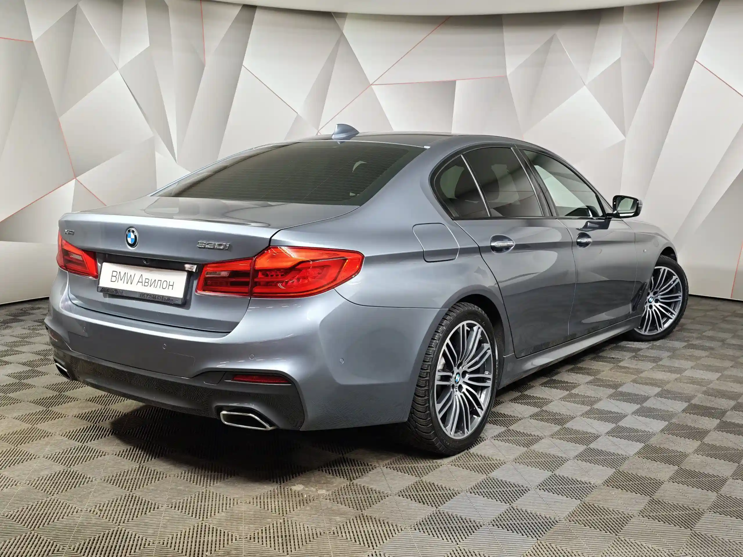 BMW 5 серия 2017