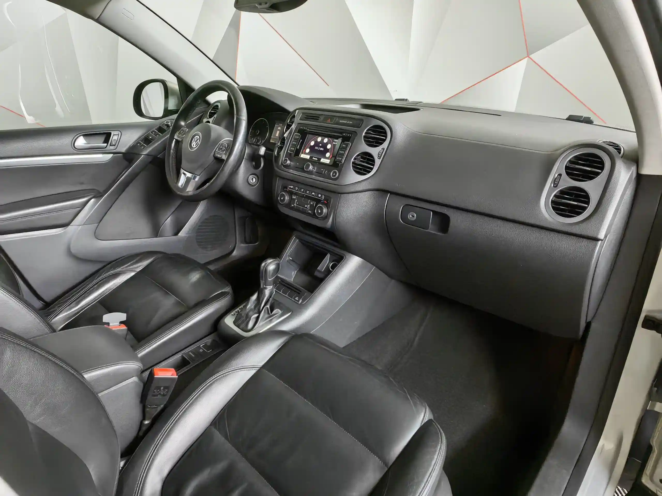 Volkswagen Tiguan 2011