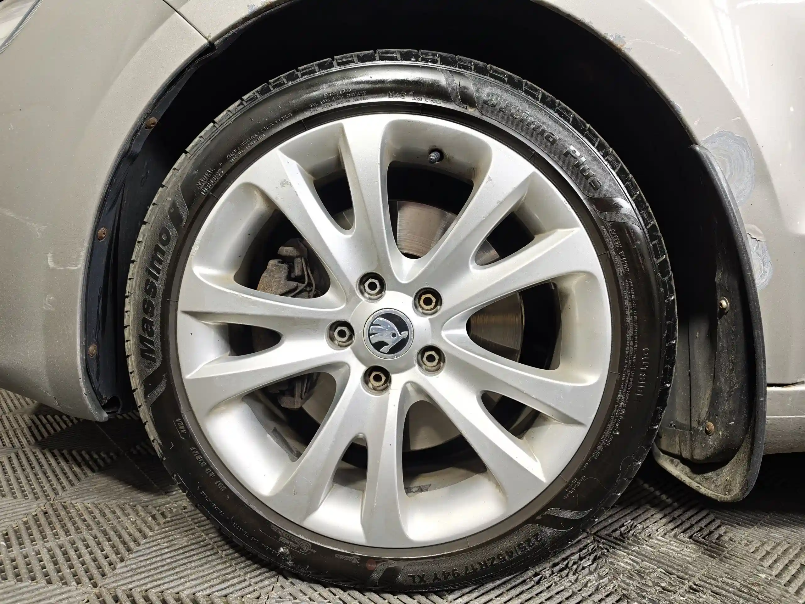 Skoda Superb 2012