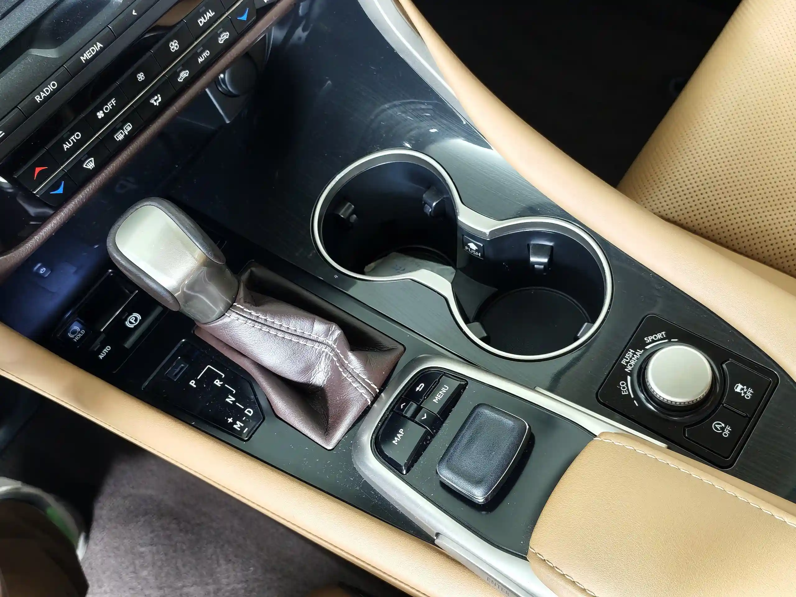 Lexus RX 2018