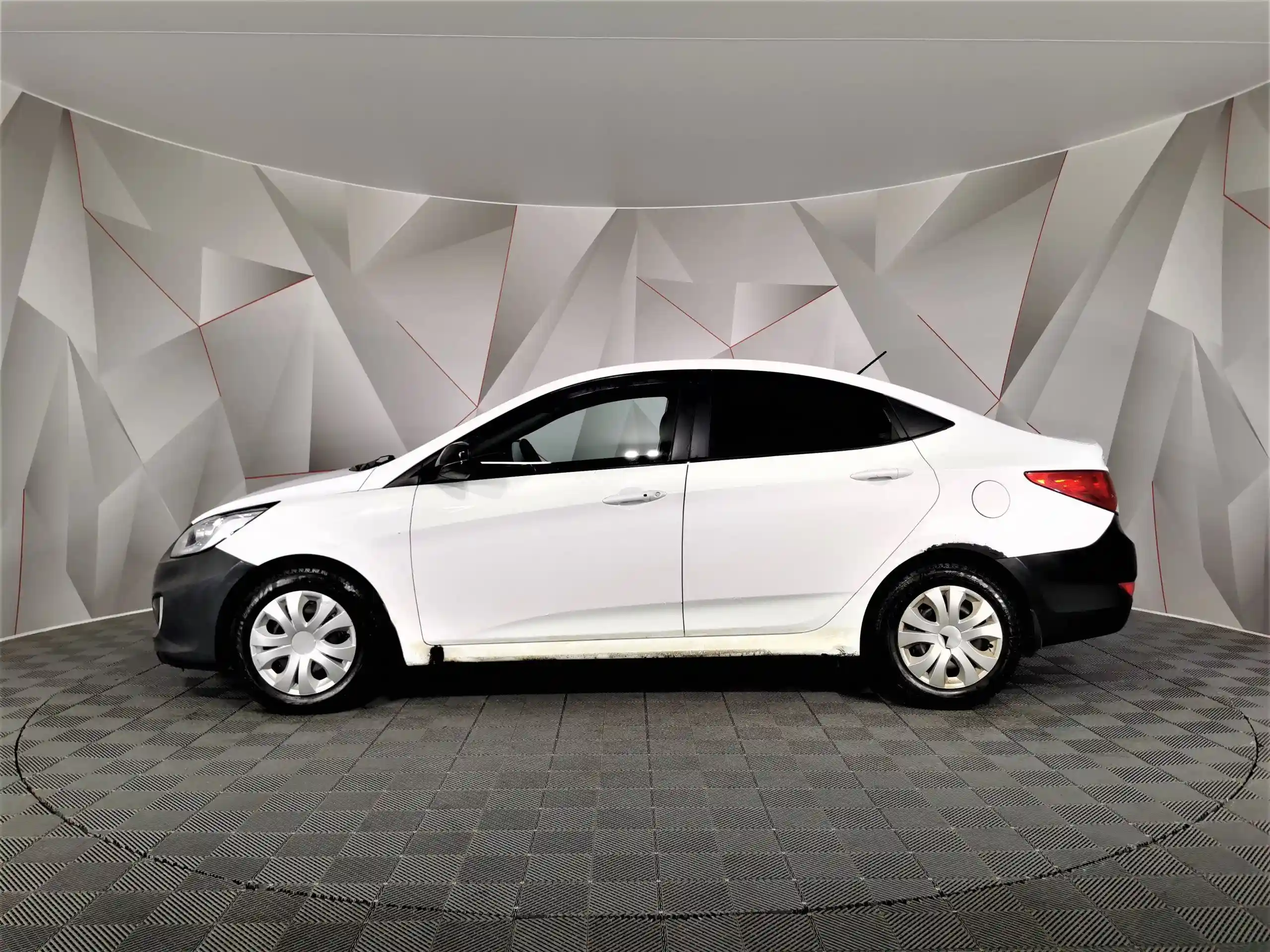 Hyundai Solaris 2013