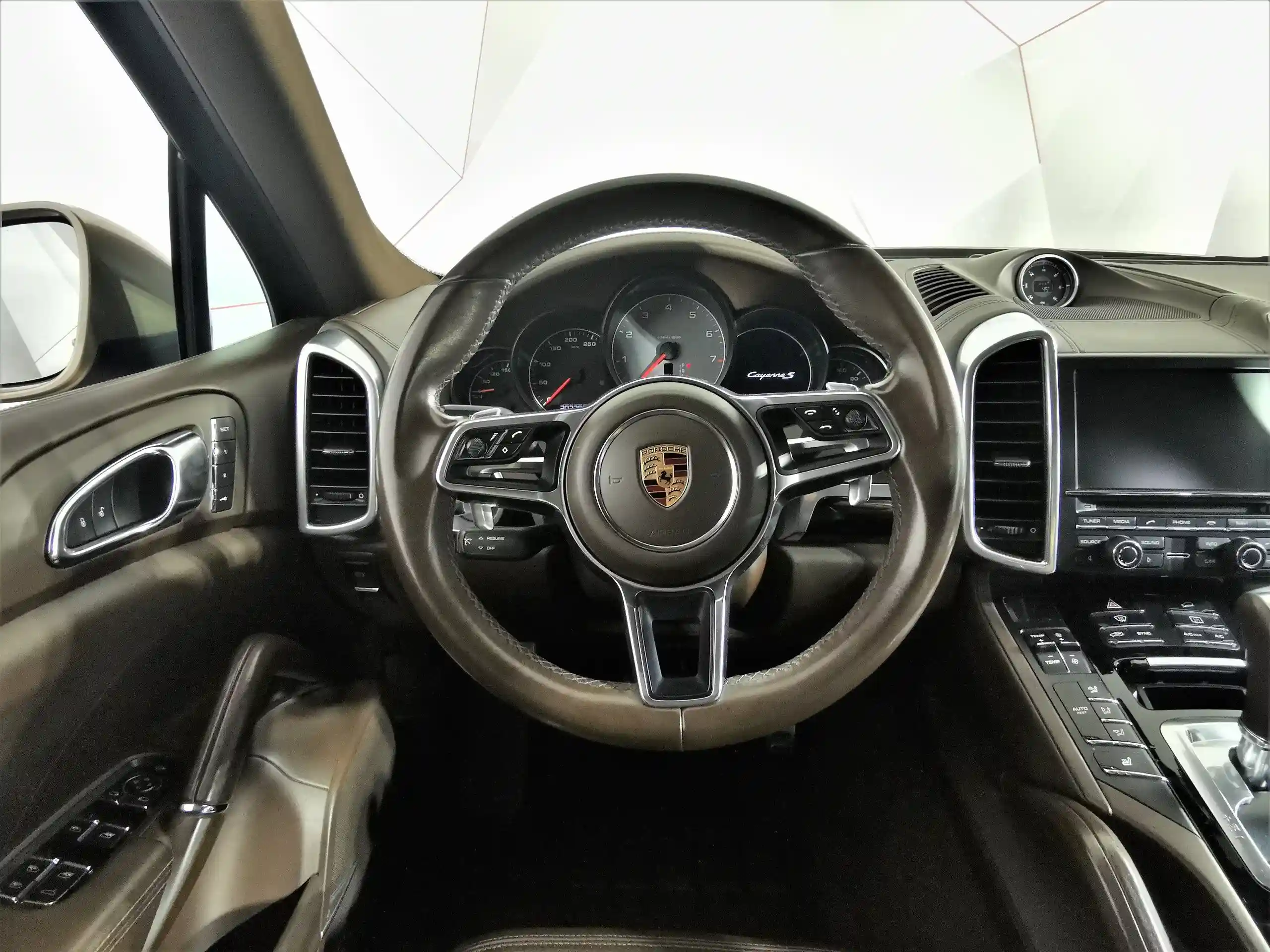 Porsche Cayenne 2016