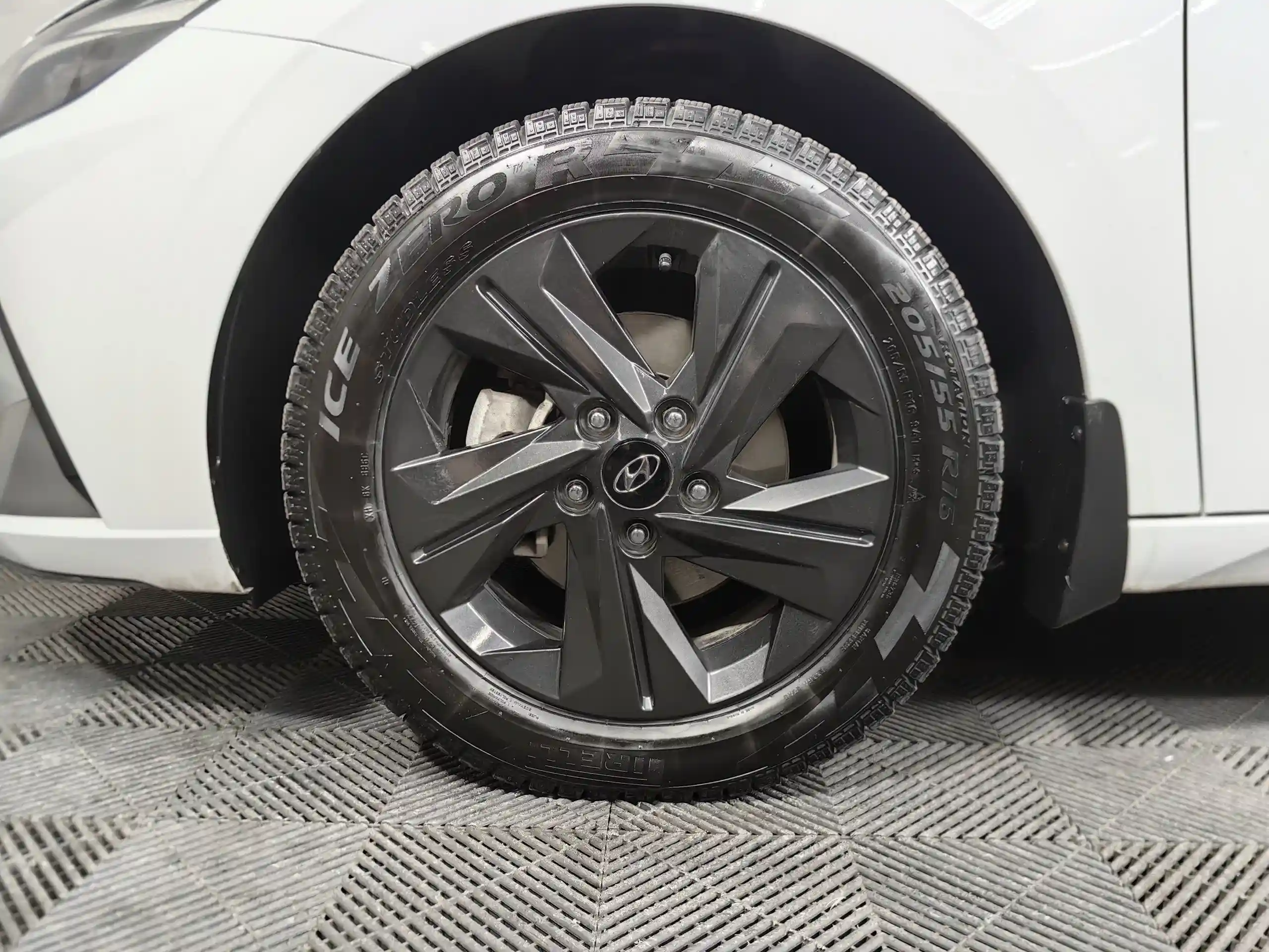 Hyundai Elantra 2022