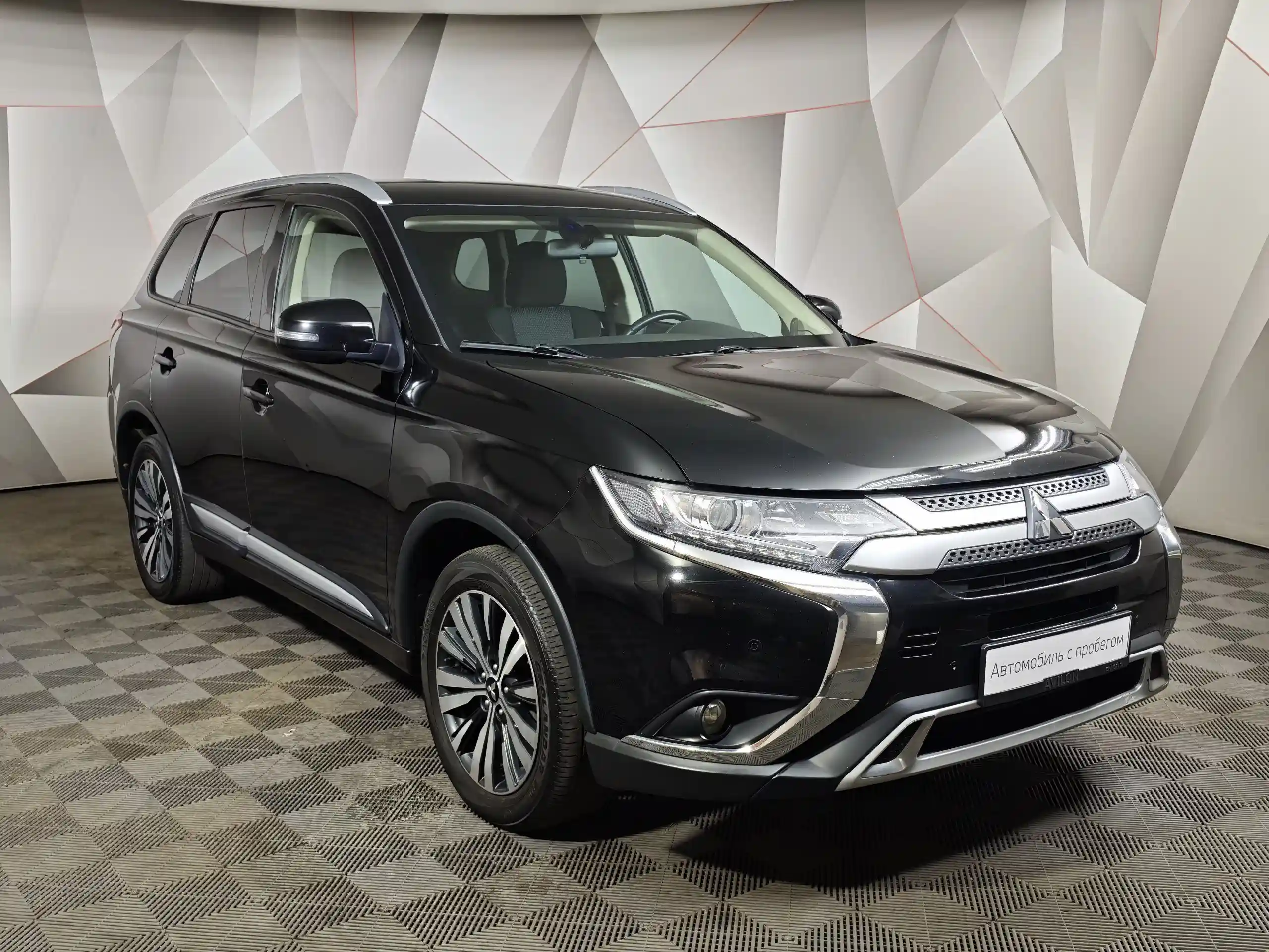 Mitsubishi Outlander 2019