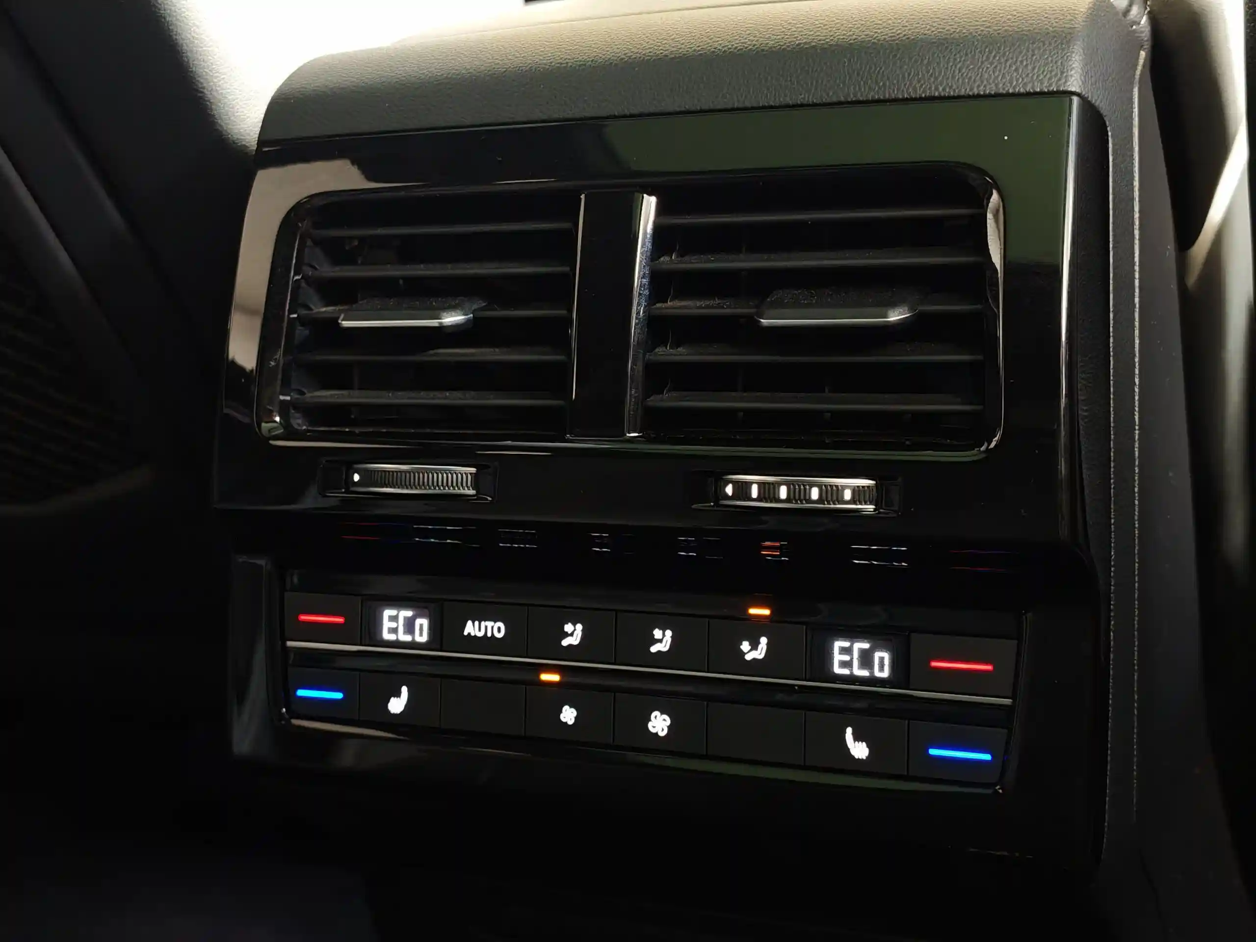 Volkswagen Touareg 2021