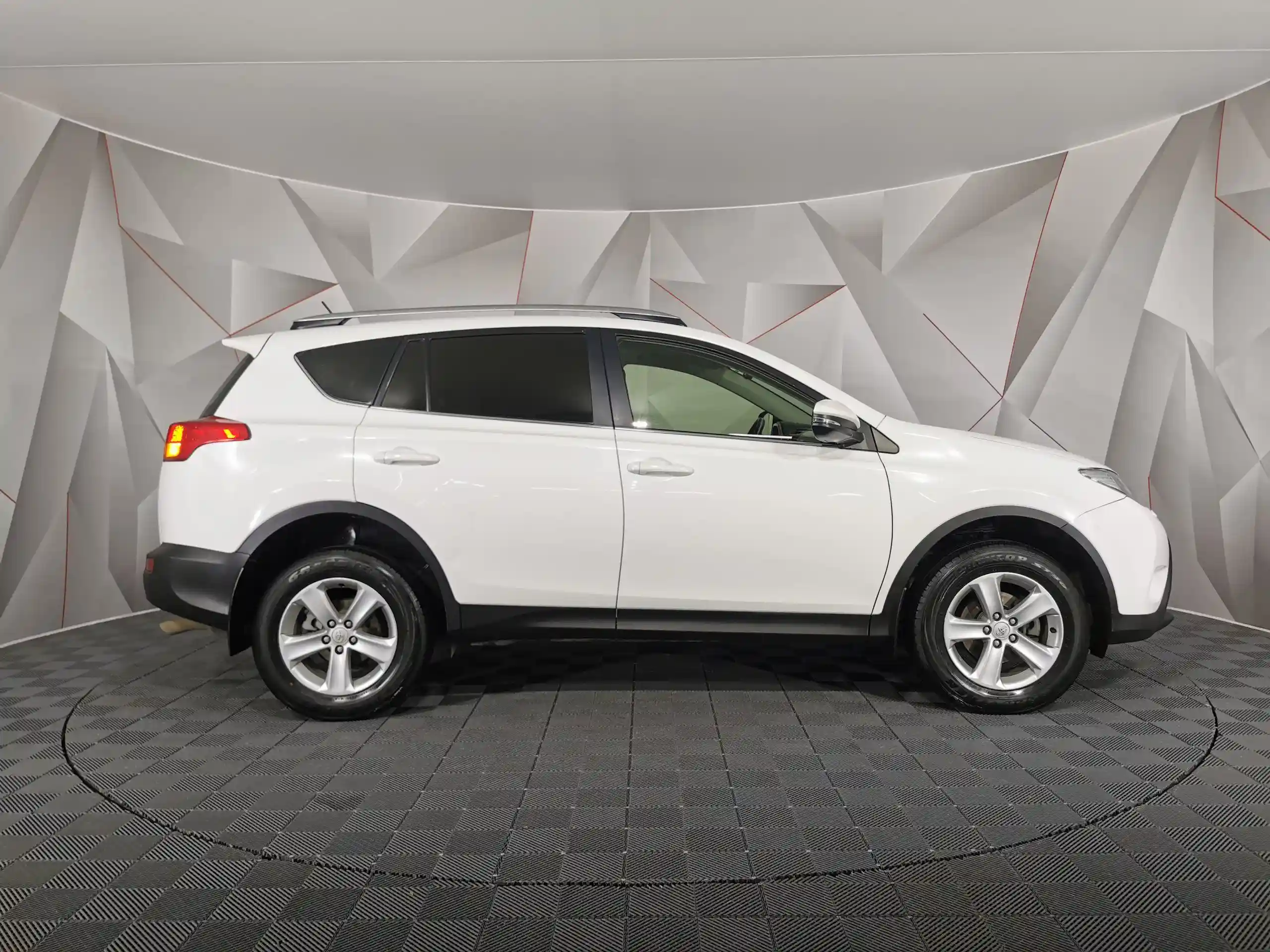 Toyota RAV4 2015
