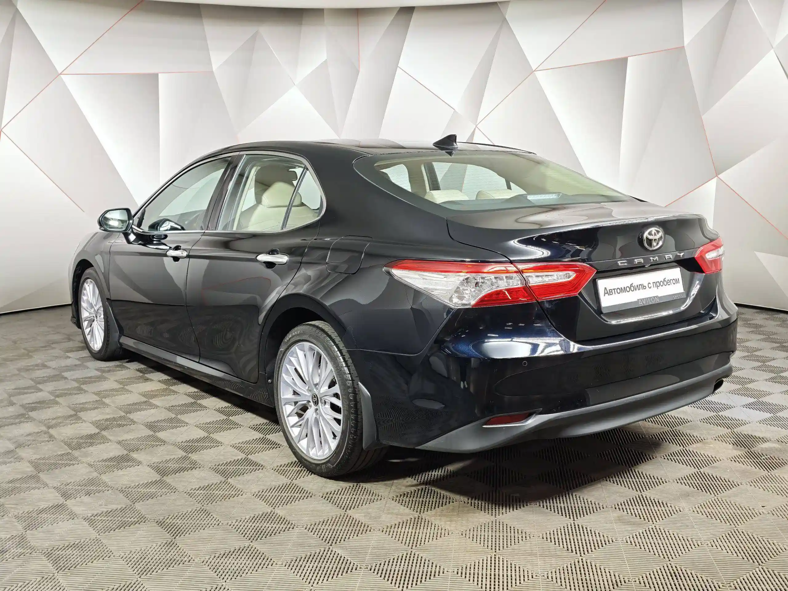 Toyota Camry 2021
