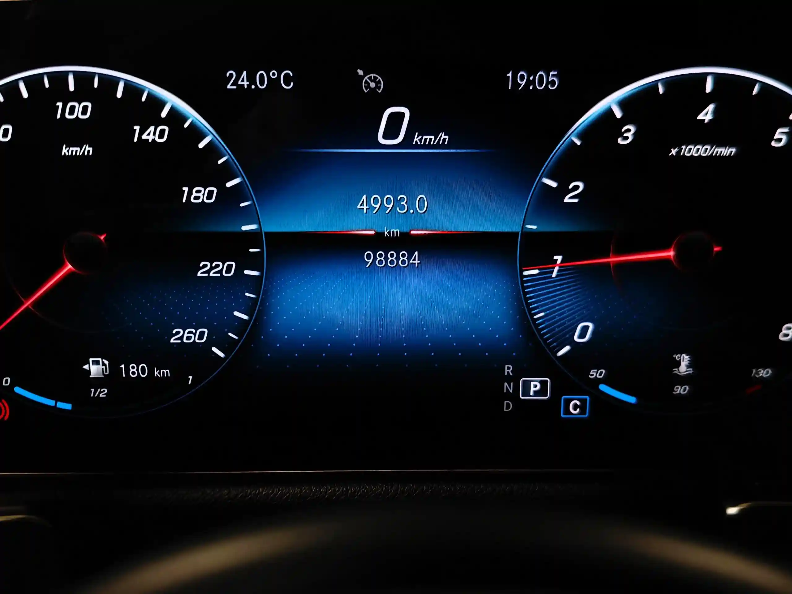 Mercedes-Benz GLB 2020