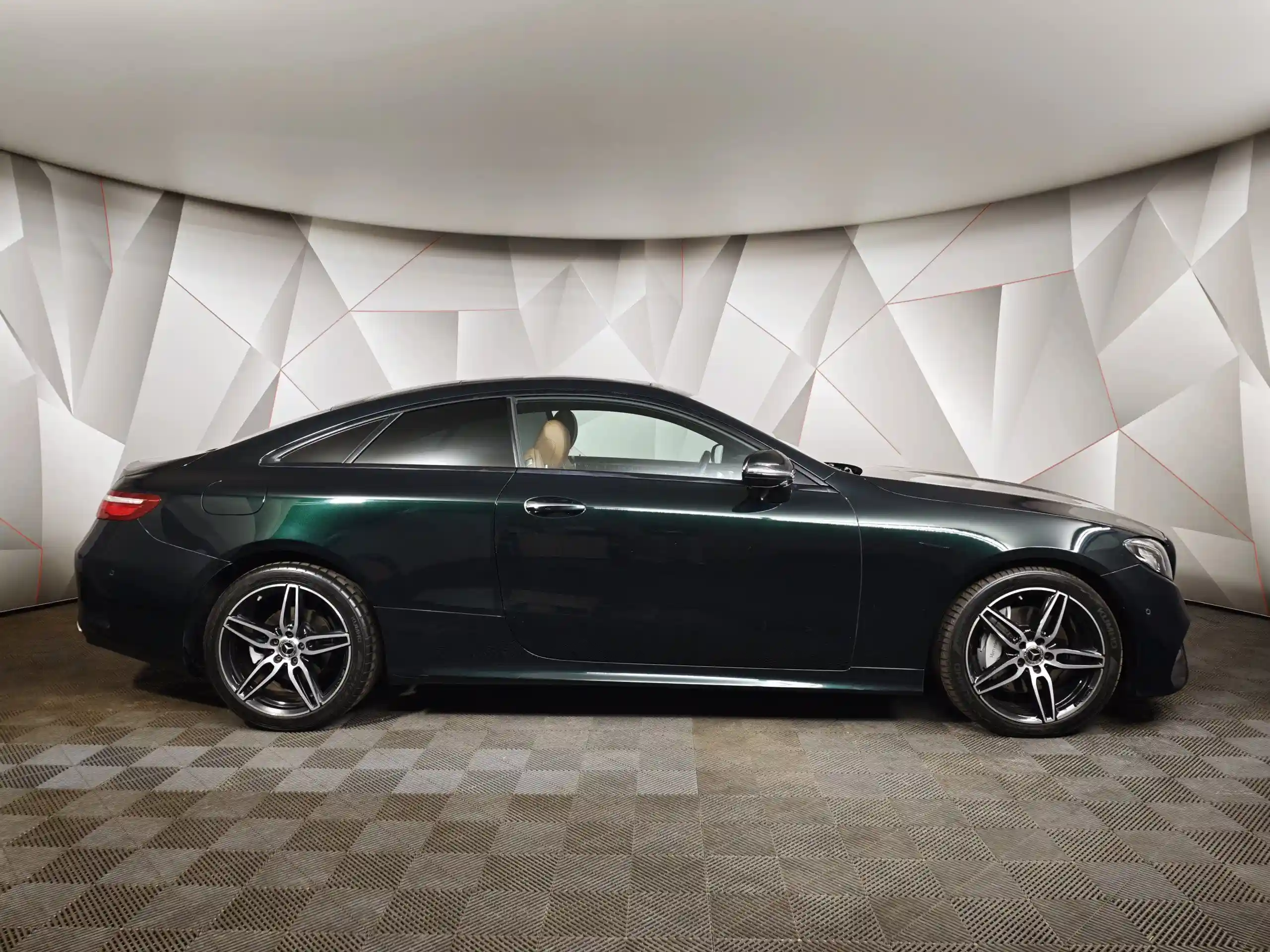 Mercedes-Benz E-Класс 2018
