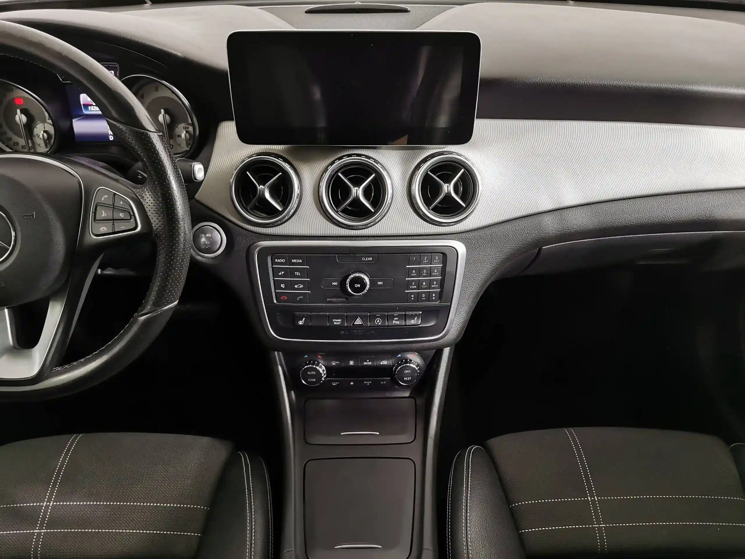 Mercedes-Benz GLA 2016