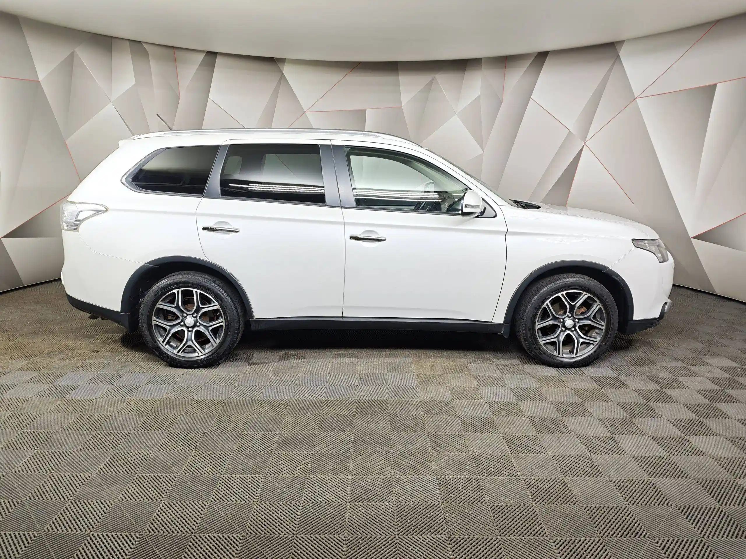 Mitsubishi Outlander 2014