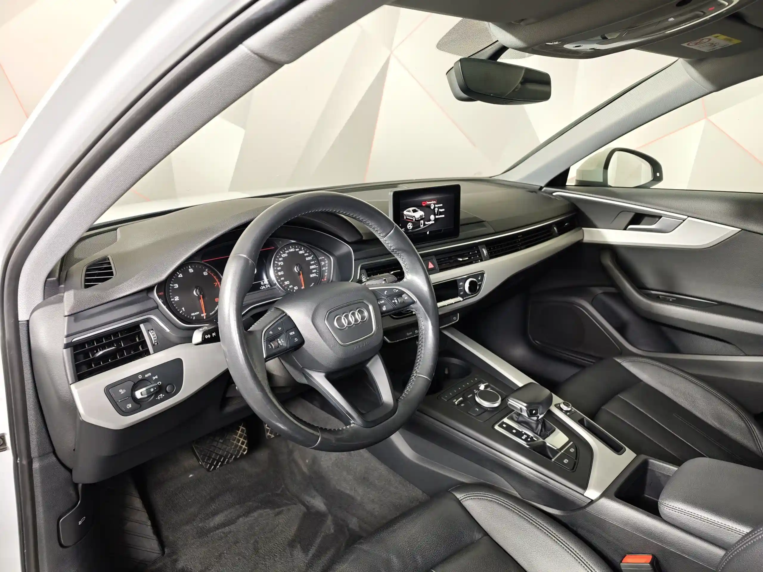 Audi A4 2019