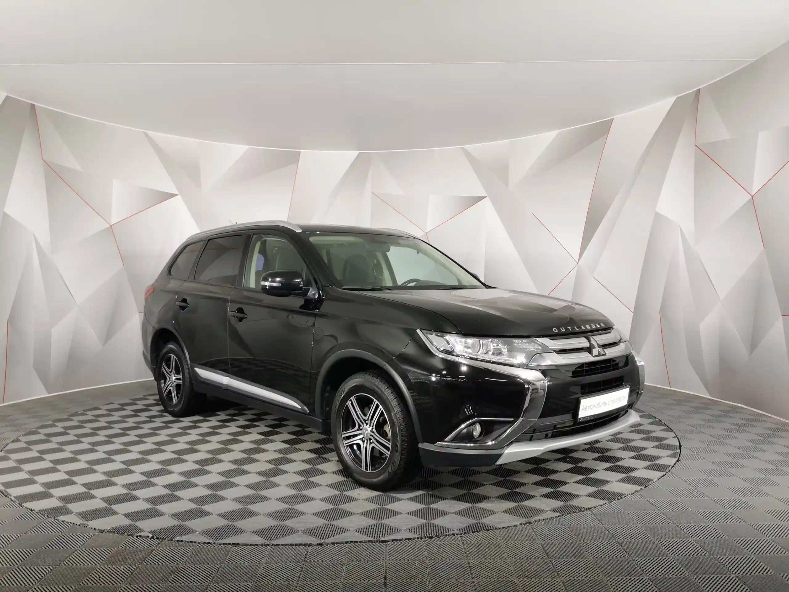 Mitsubishi Outlander 2016