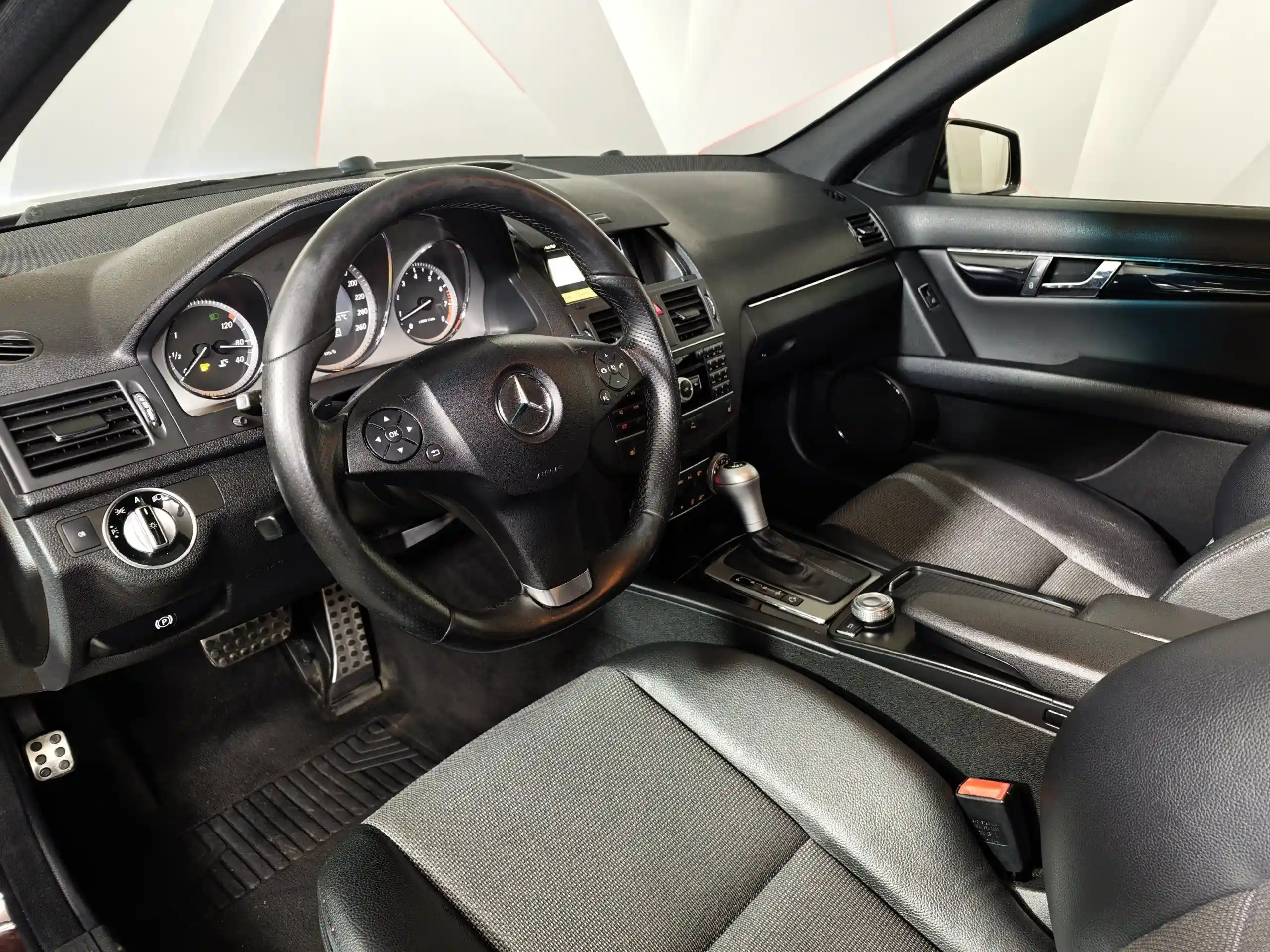 Mercedes-Benz C-Класс 2010