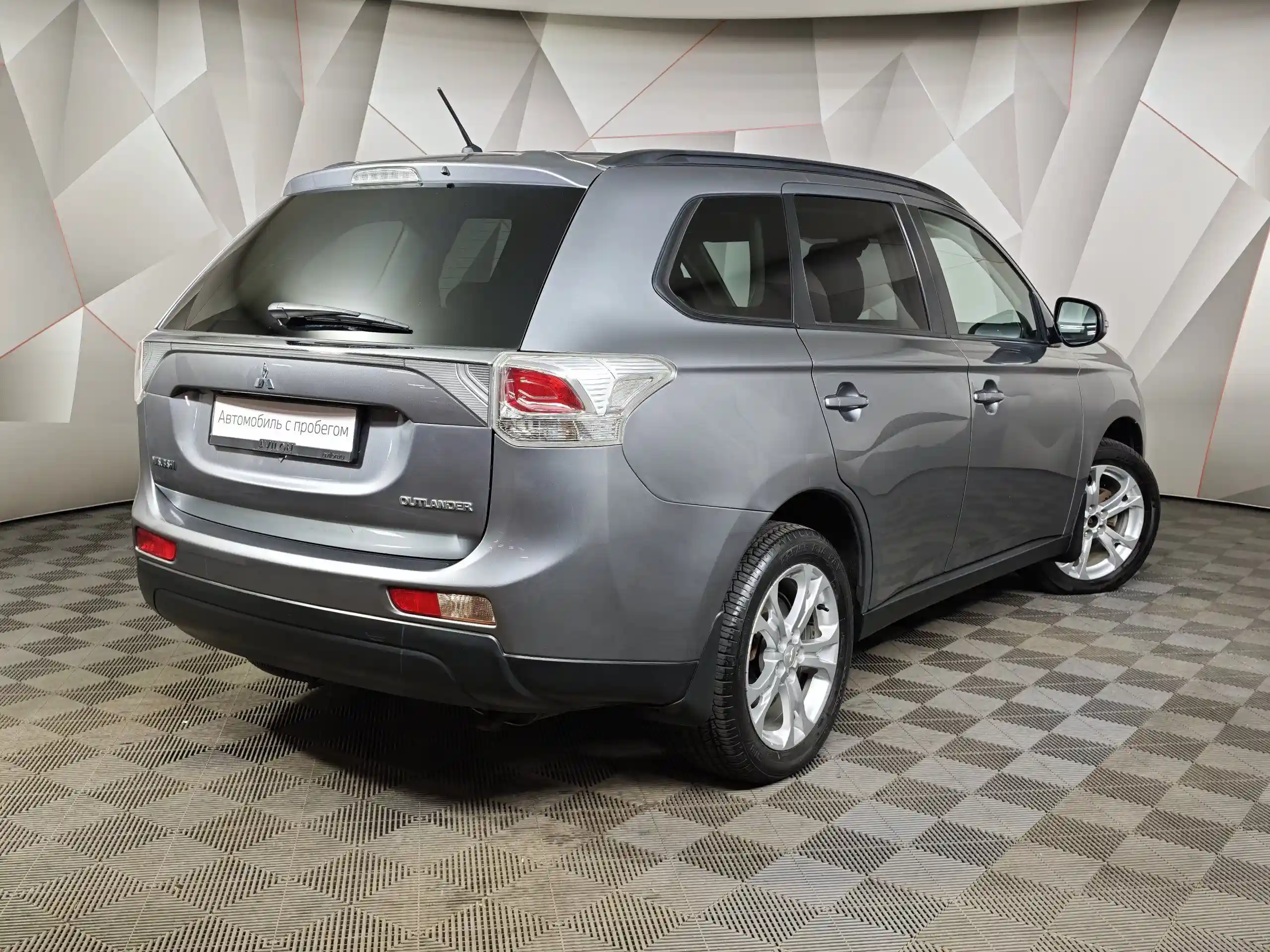 Mitsubishi Outlander 2012