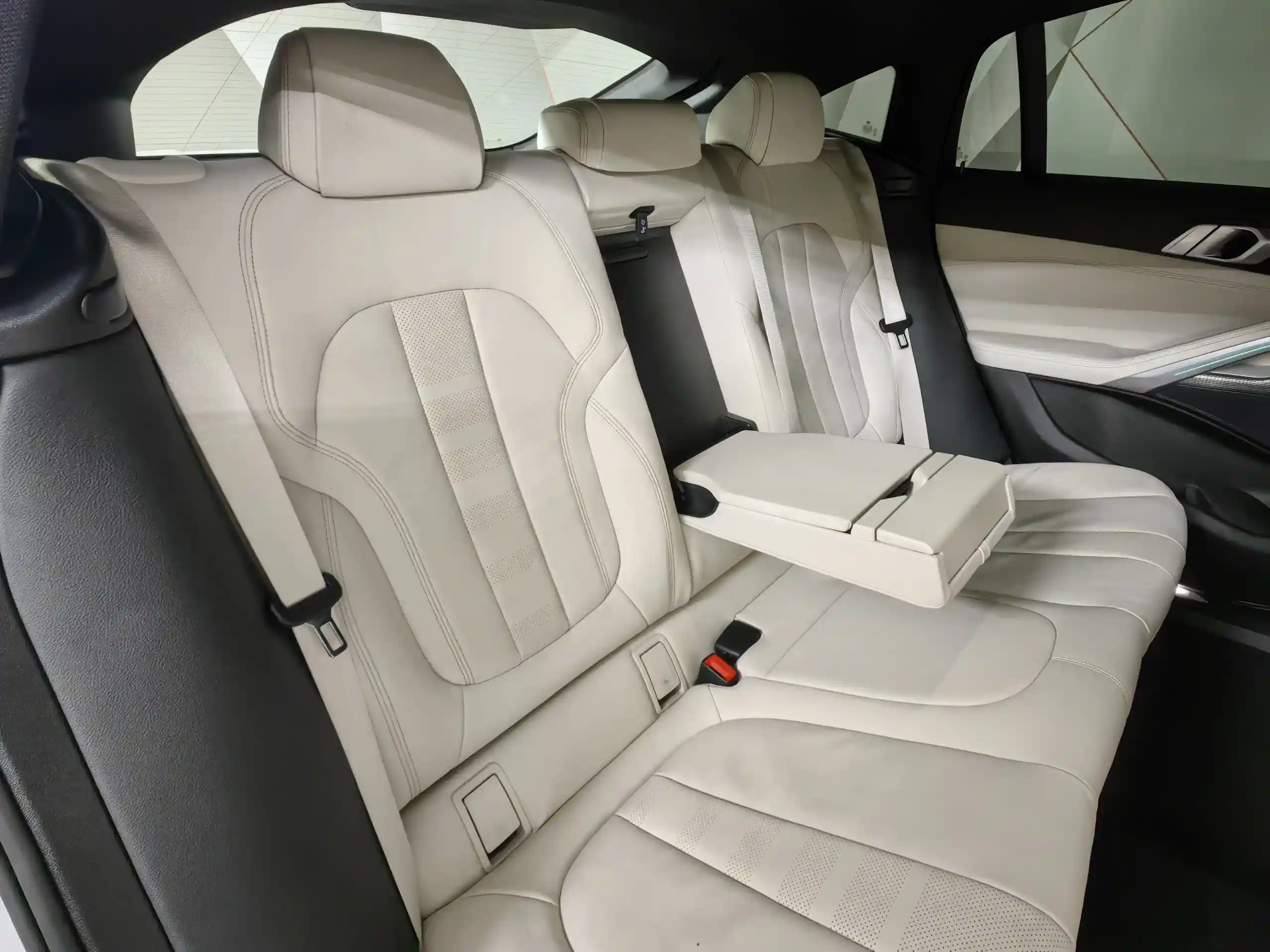 BMW X6 2021