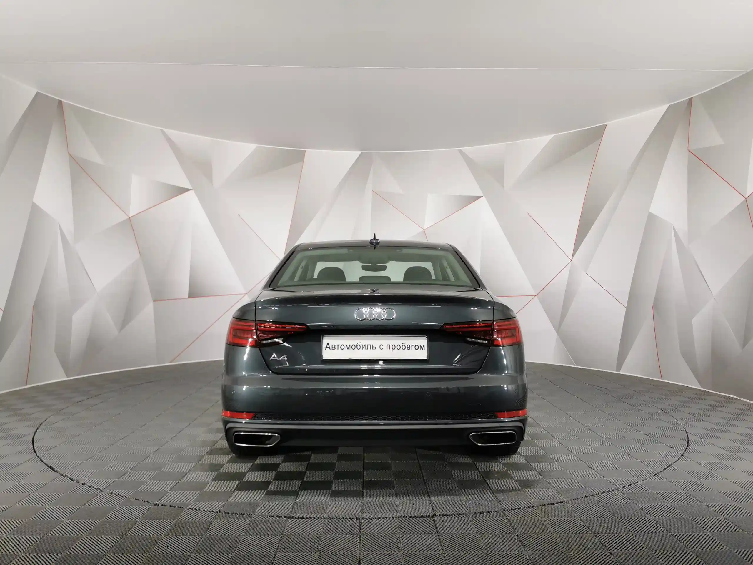 Audi A4 2019