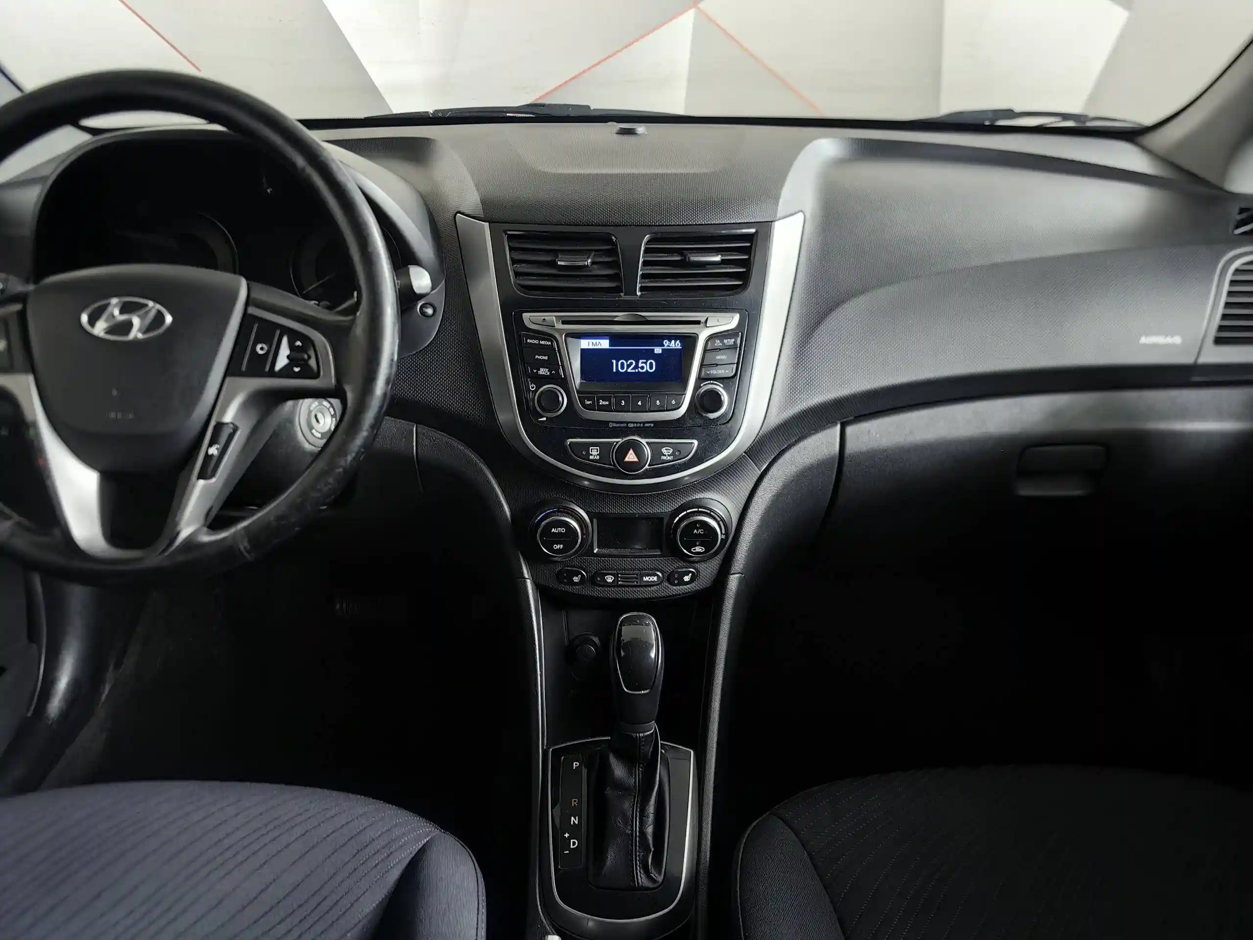 Hyundai Solaris 2014