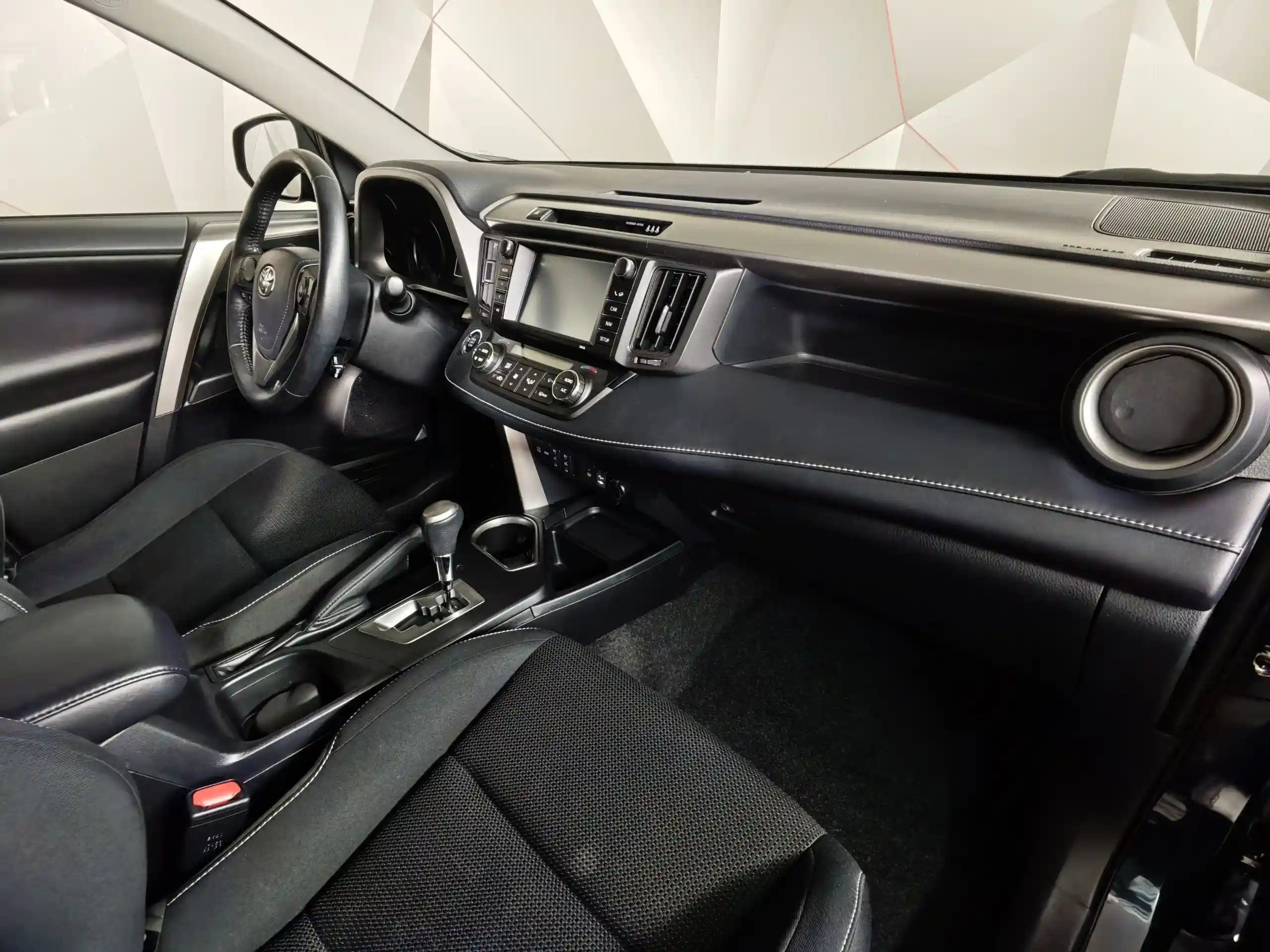 Toyota RAV4 2018
