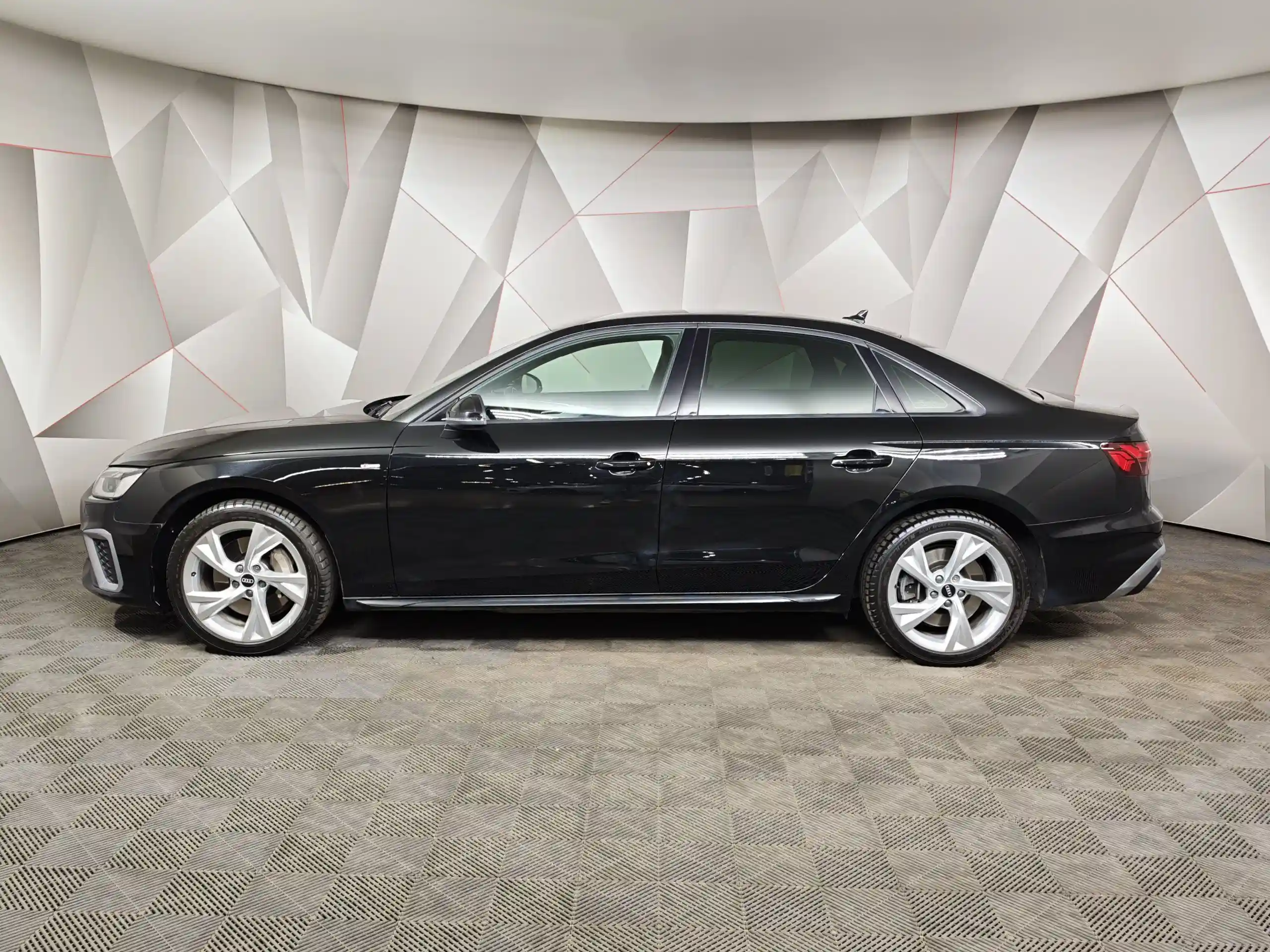 Audi A4 2021