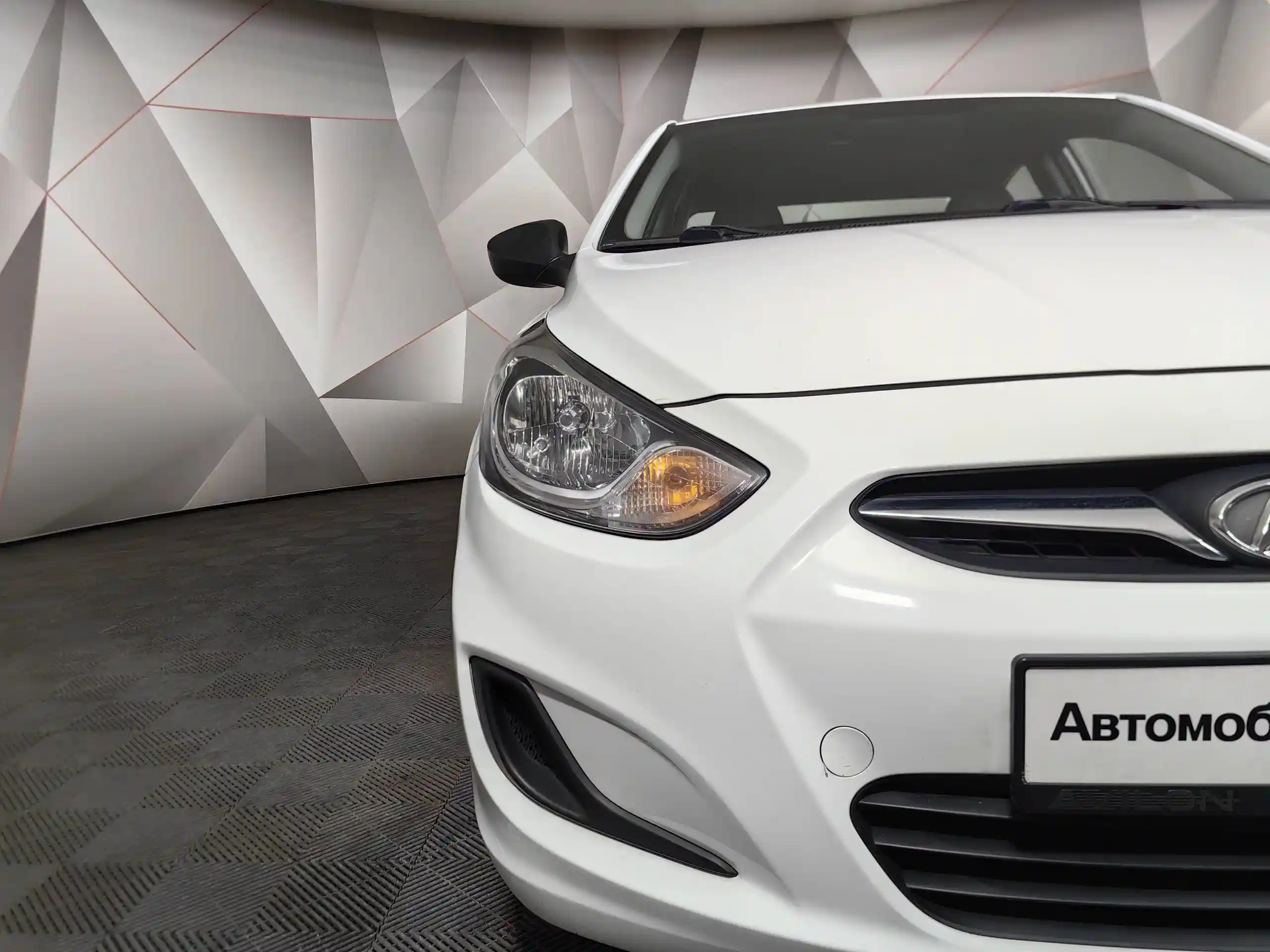 Hyundai Solaris 2014