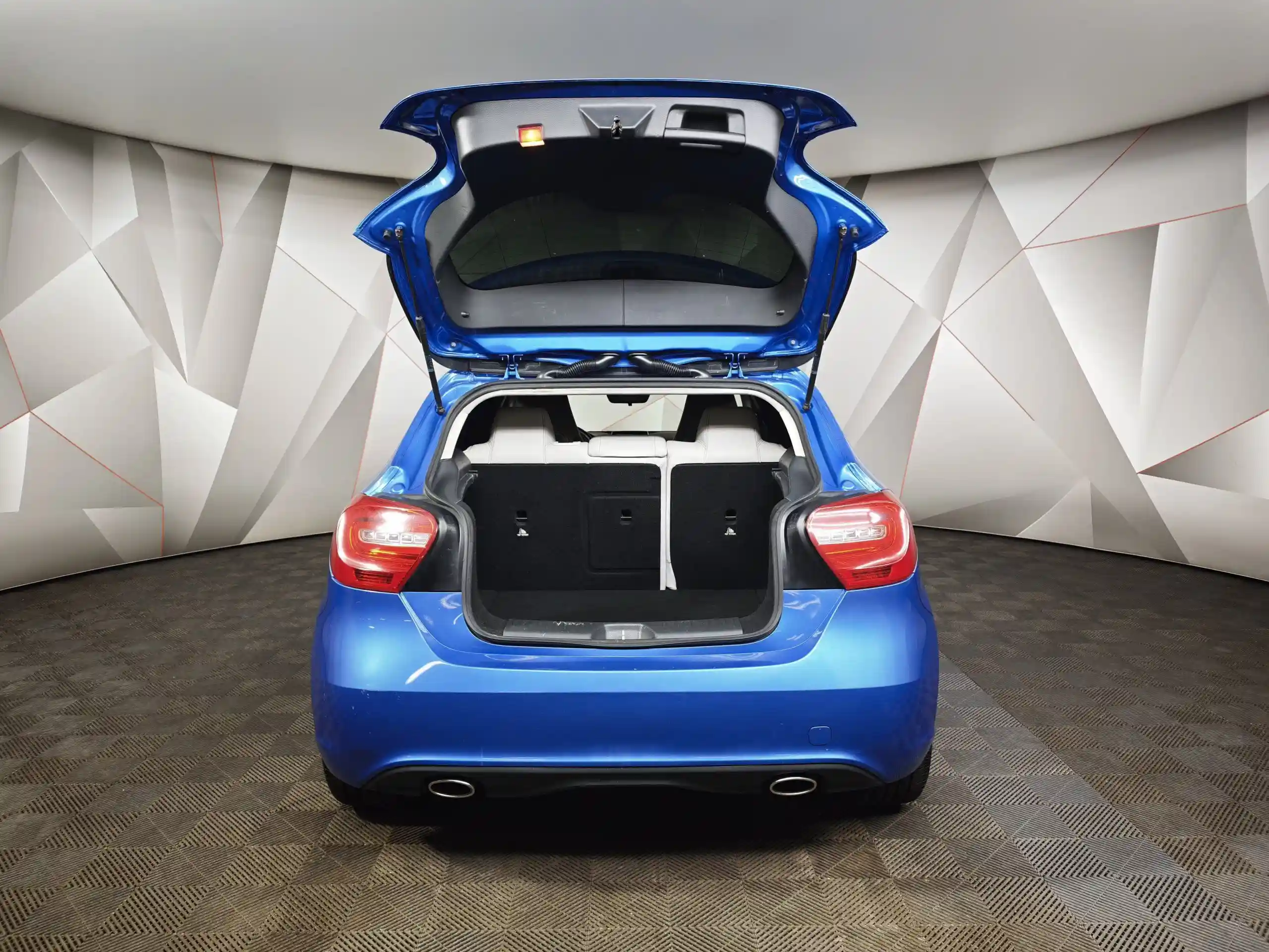 Mercedes-Benz A-Класс 2014