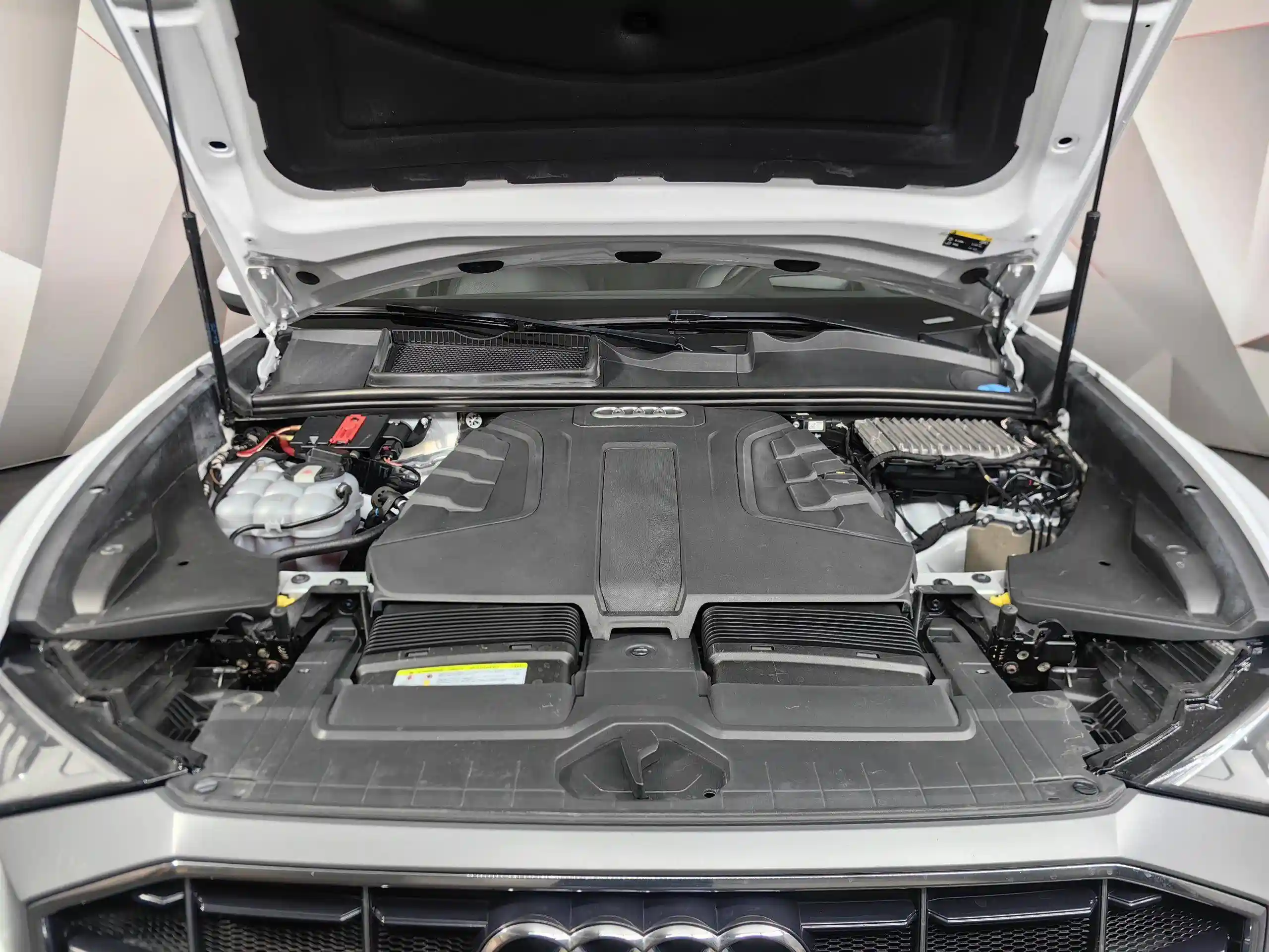 Audi Q8 2020