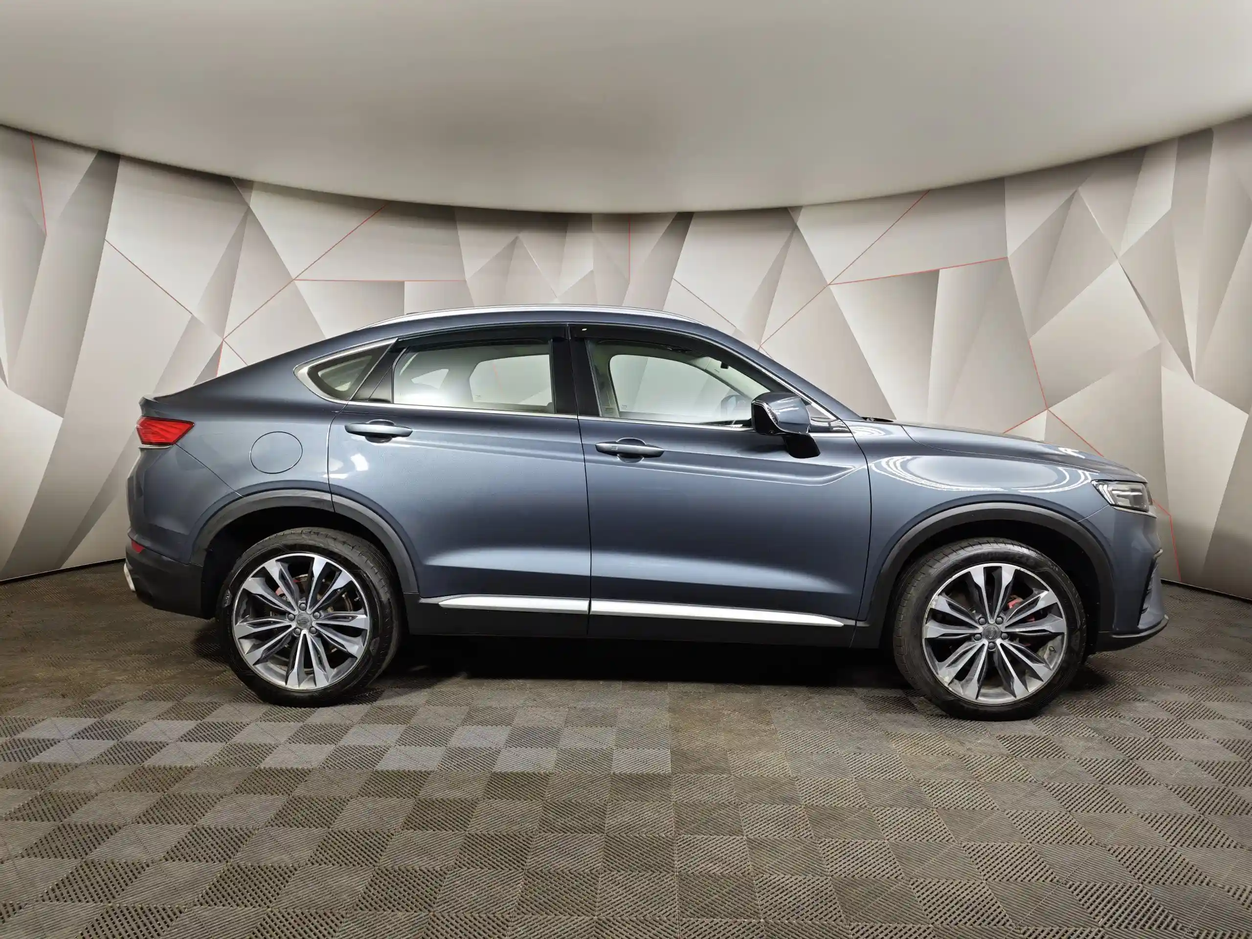 Geely Tugella 2021