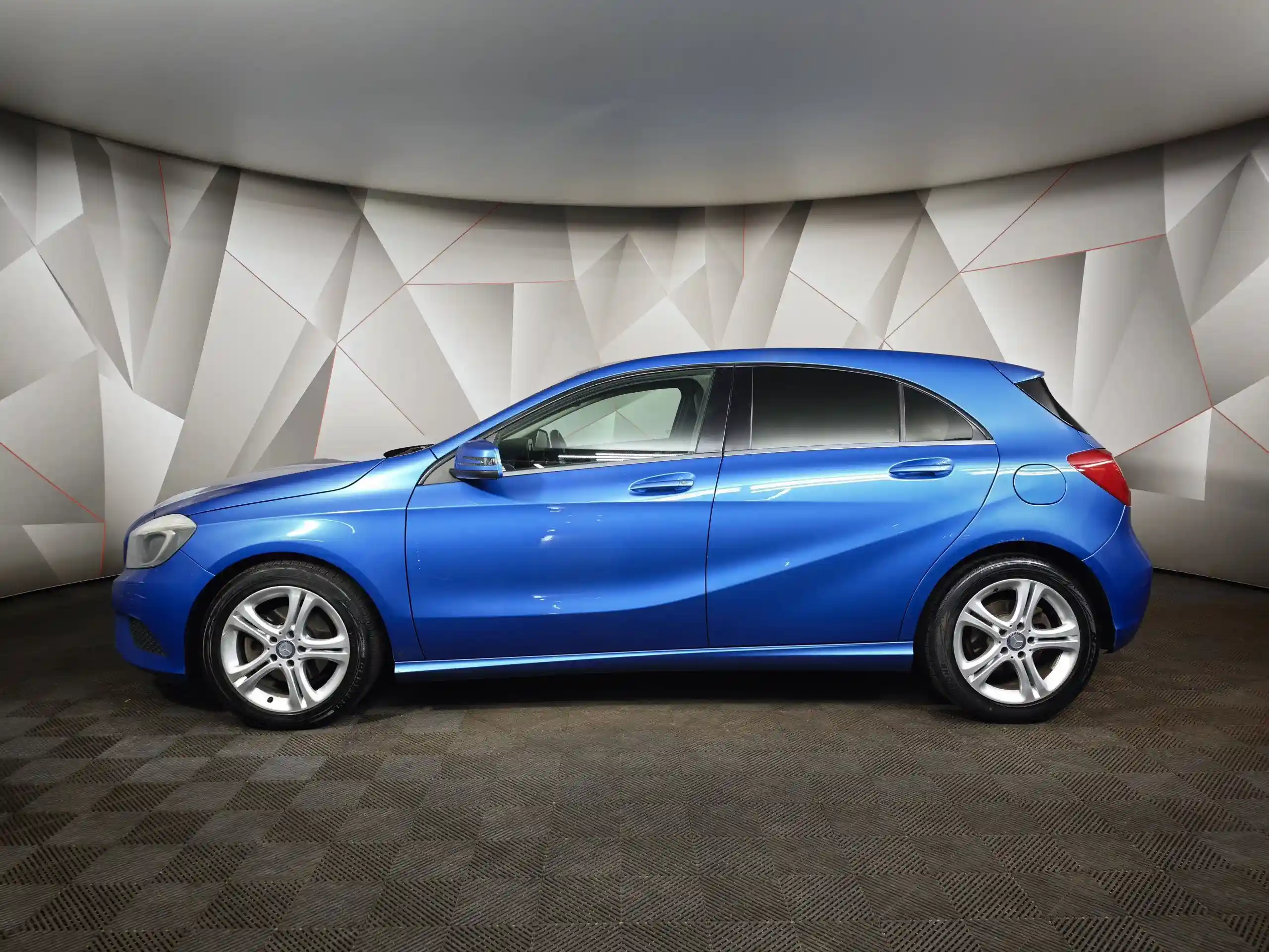 Mercedes-Benz A-Класс 2014