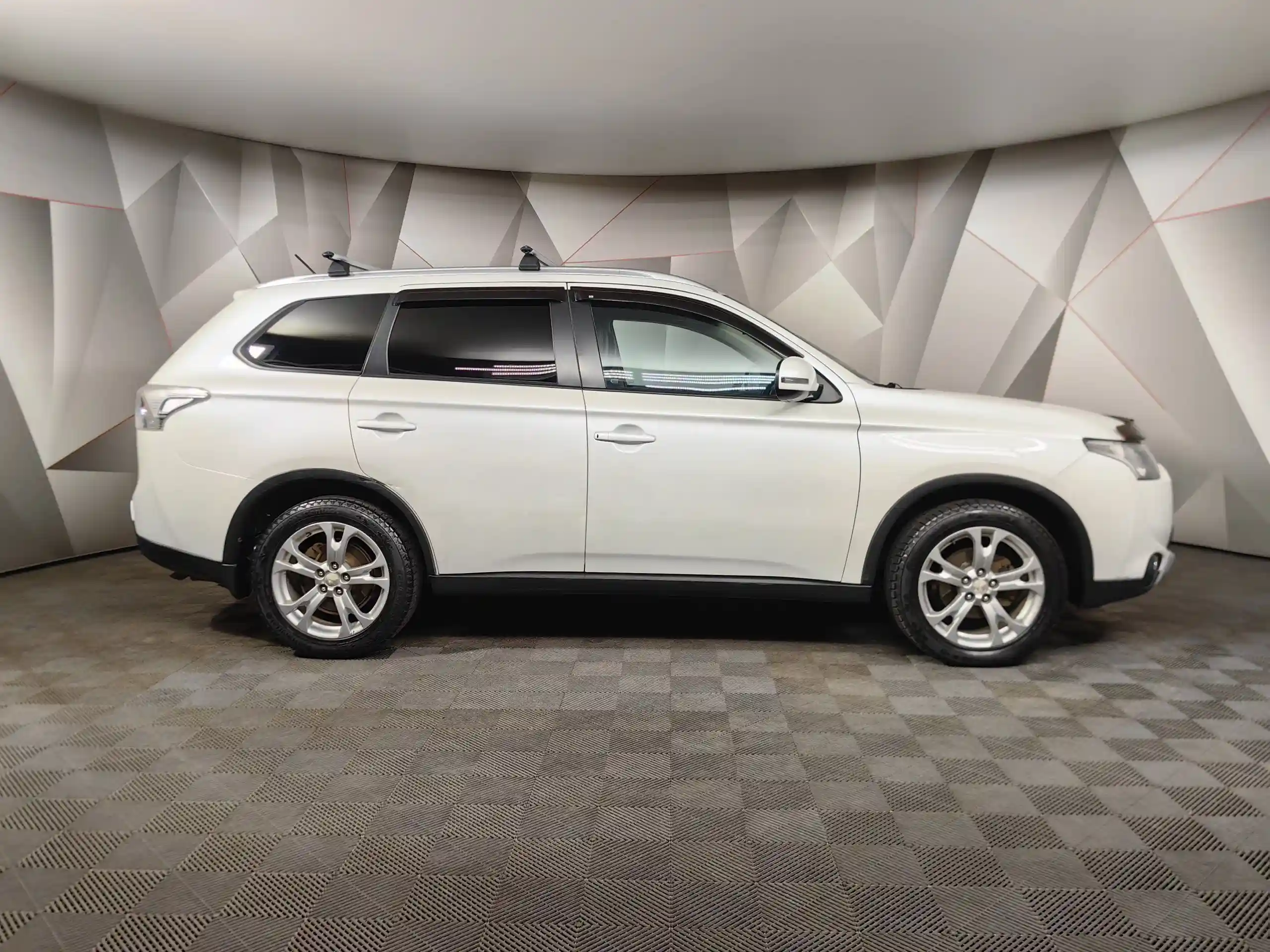 Mitsubishi Outlander 2014