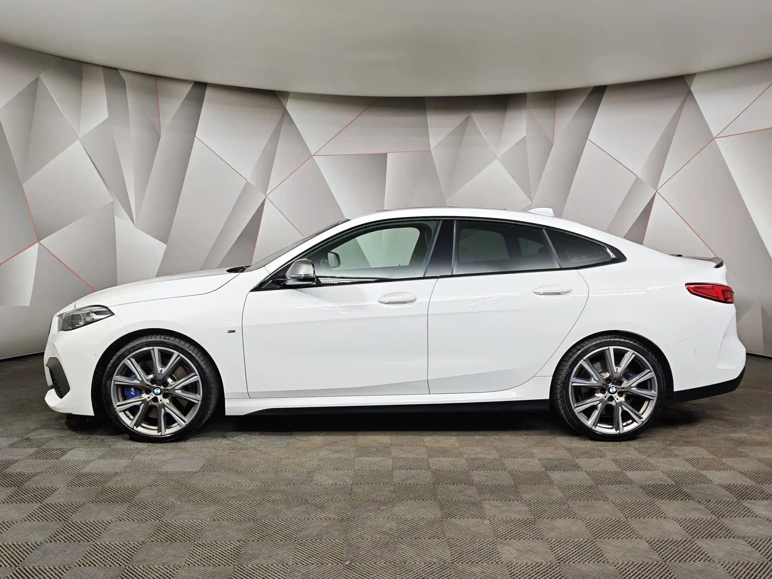 BMW 2 серия 2020