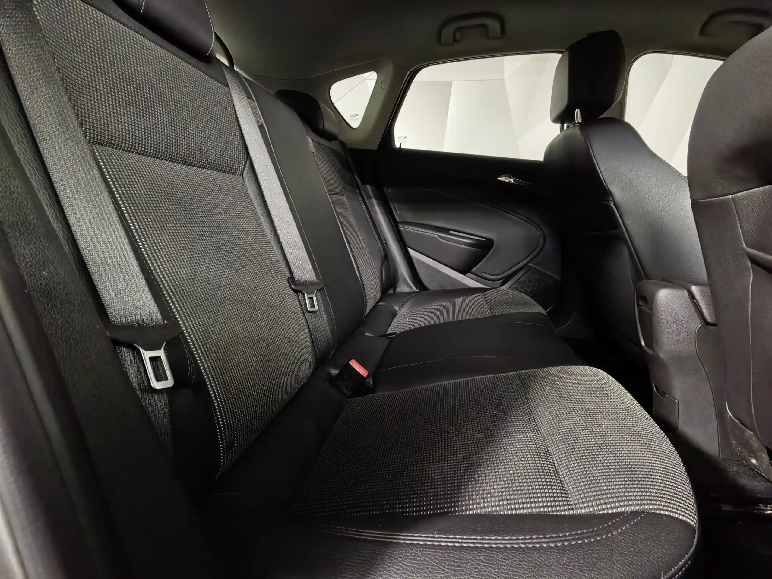 Opel Astra 2012
