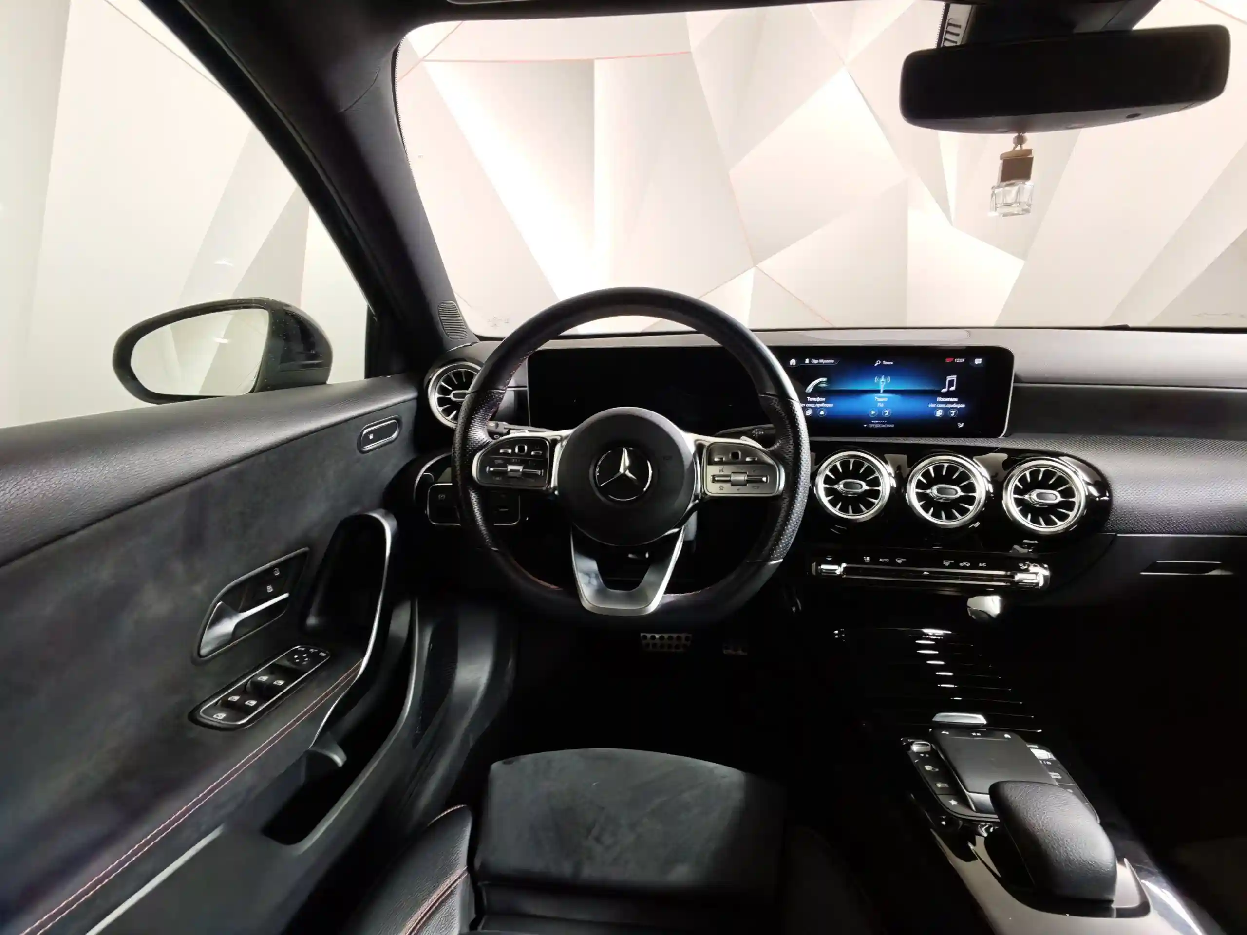 Mercedes-Benz A-Класс 2020