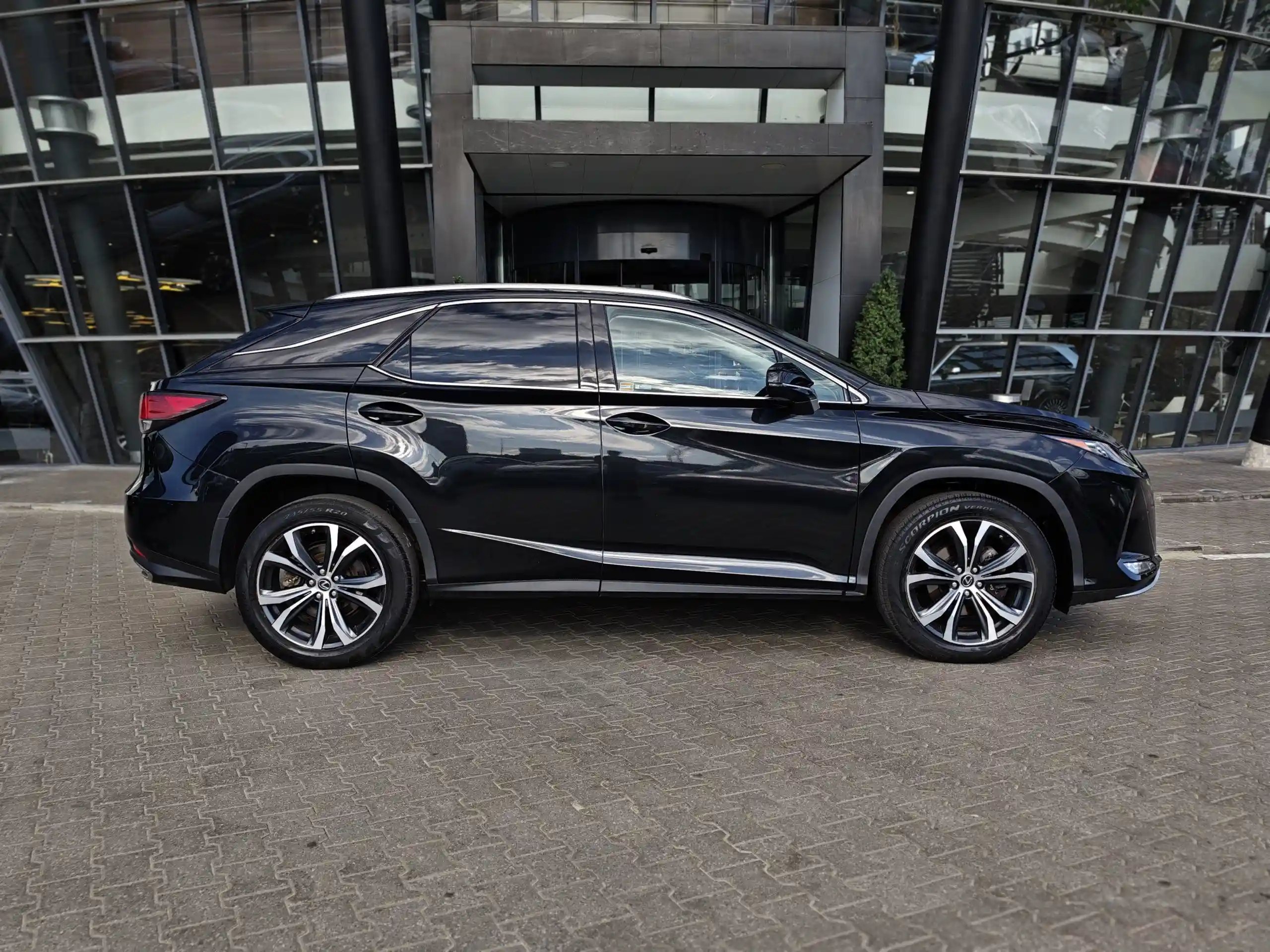 Lexus RX 2022