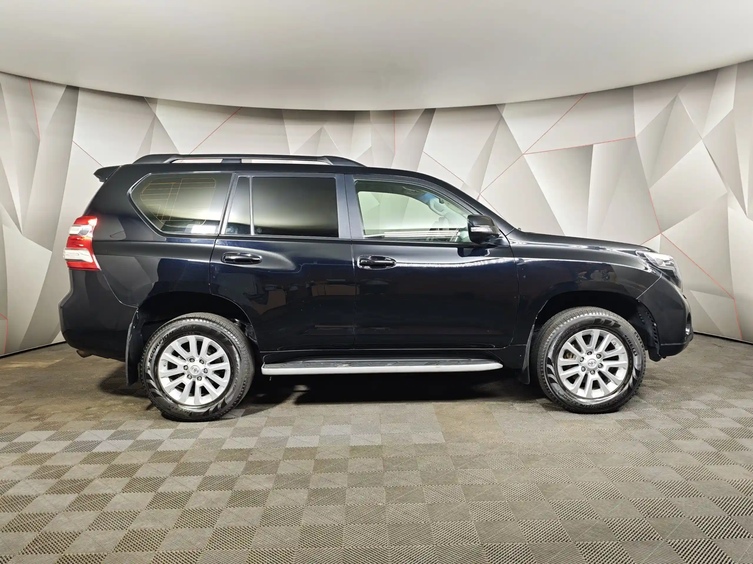 Toyota Land Cruiser Prado 2013