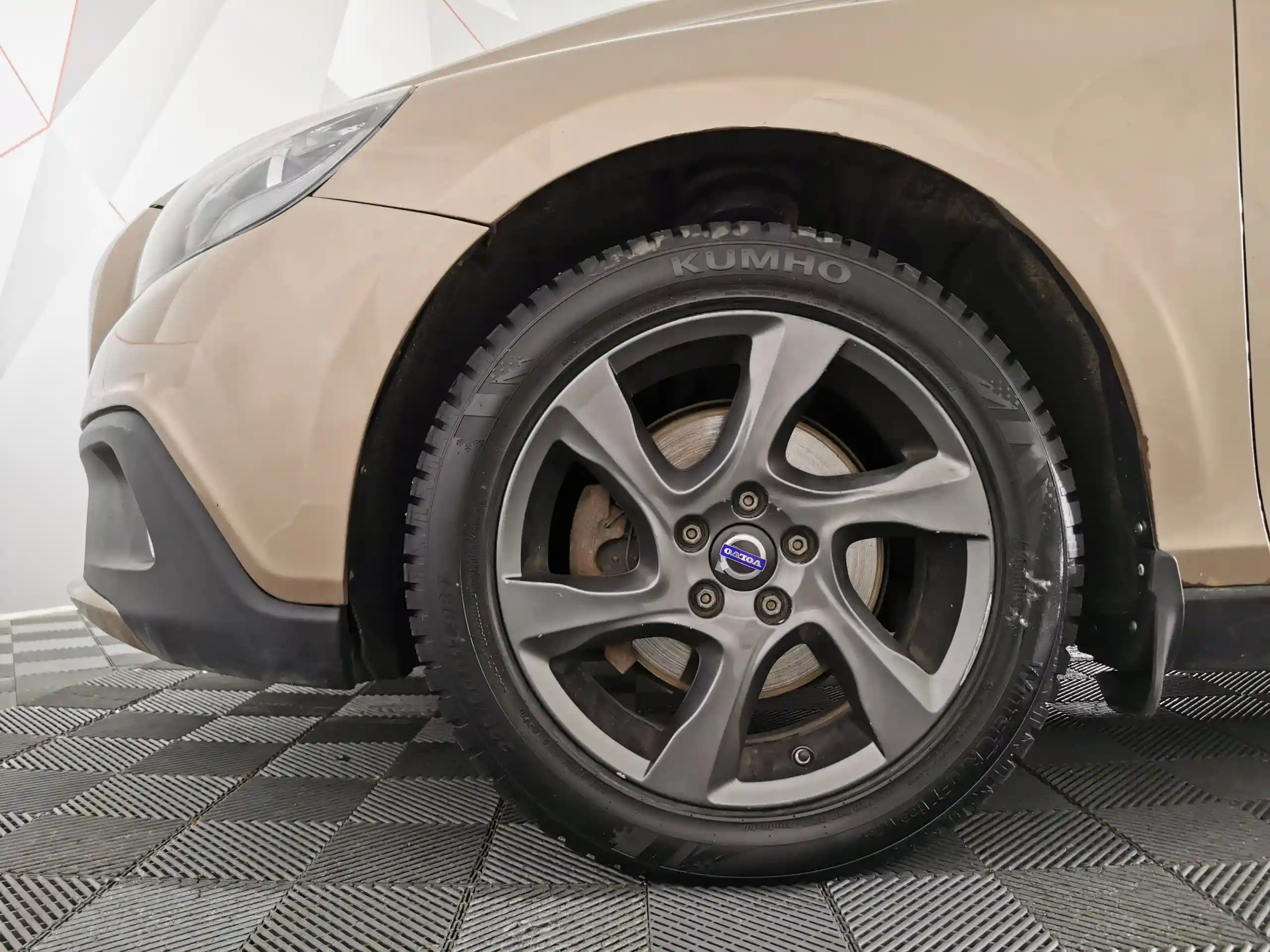 Volvo V40 2014