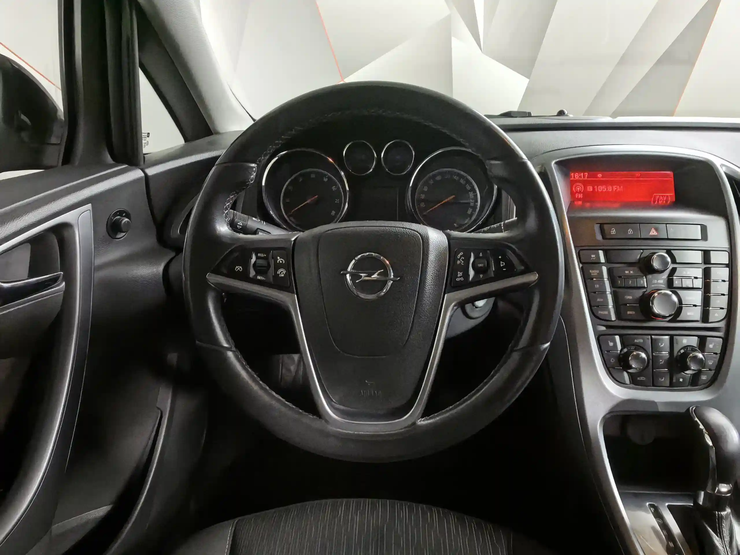 Opel Astra 2012