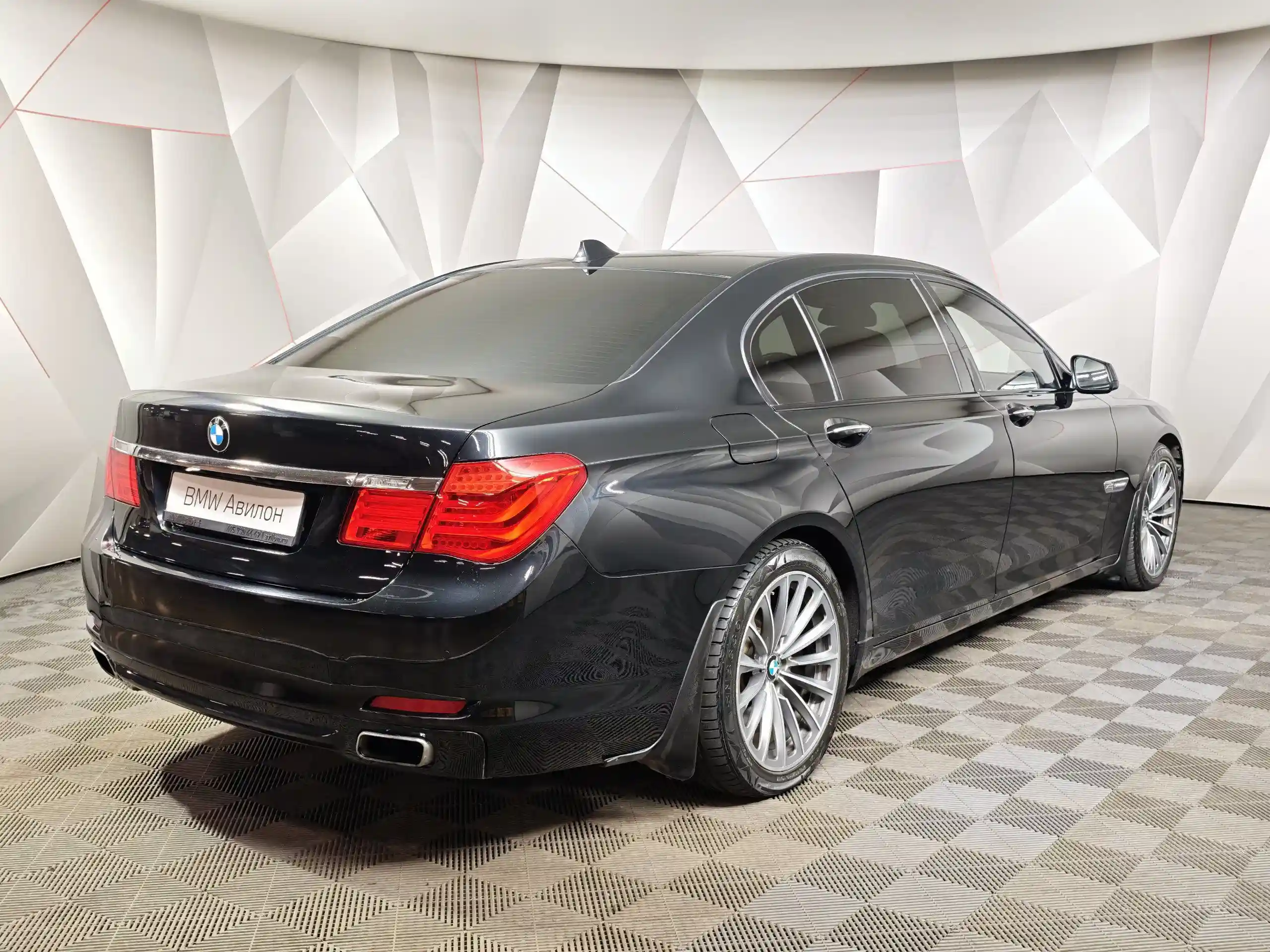 BMW 7 серия 2010