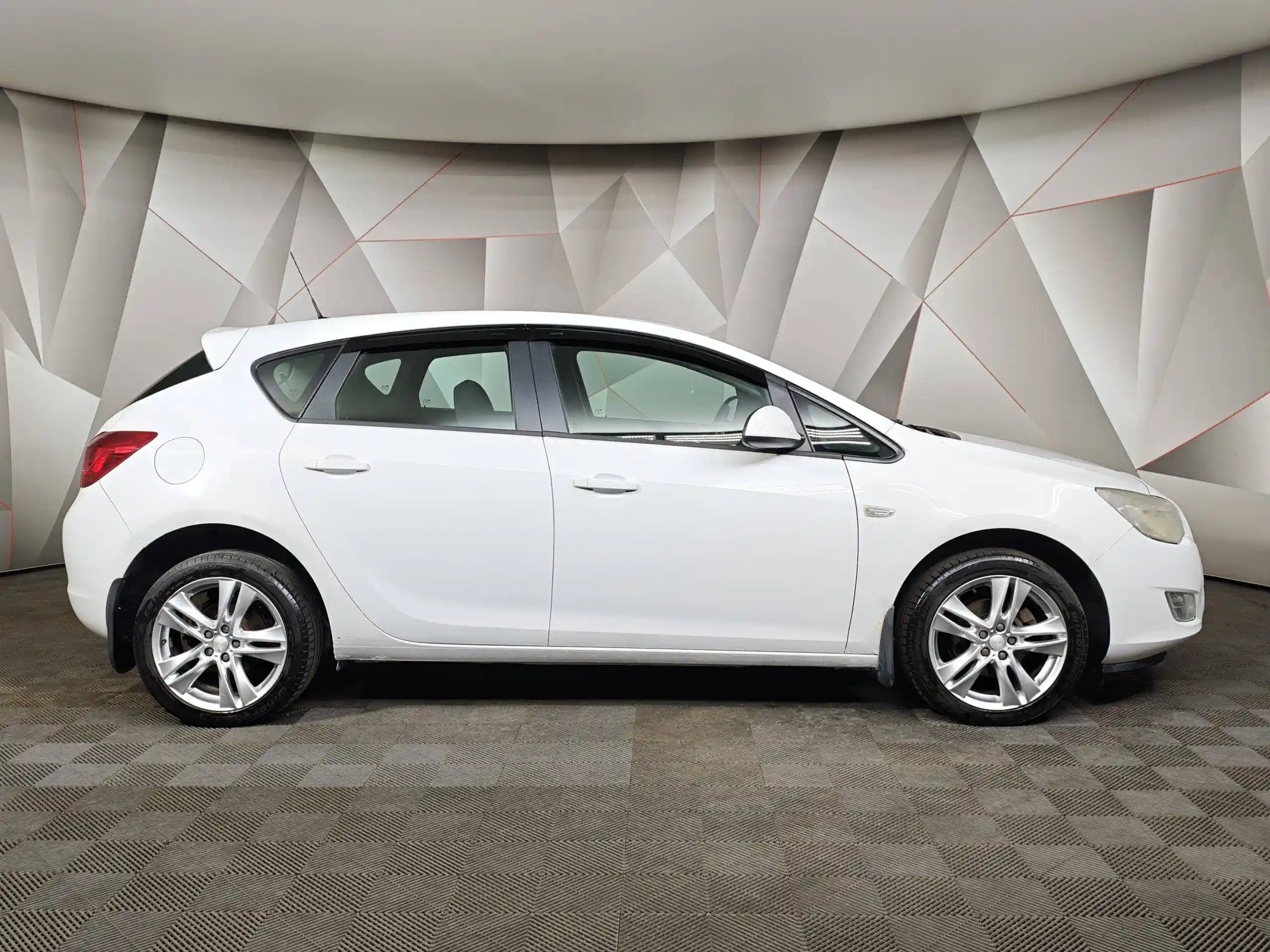 Opel Astra 2011