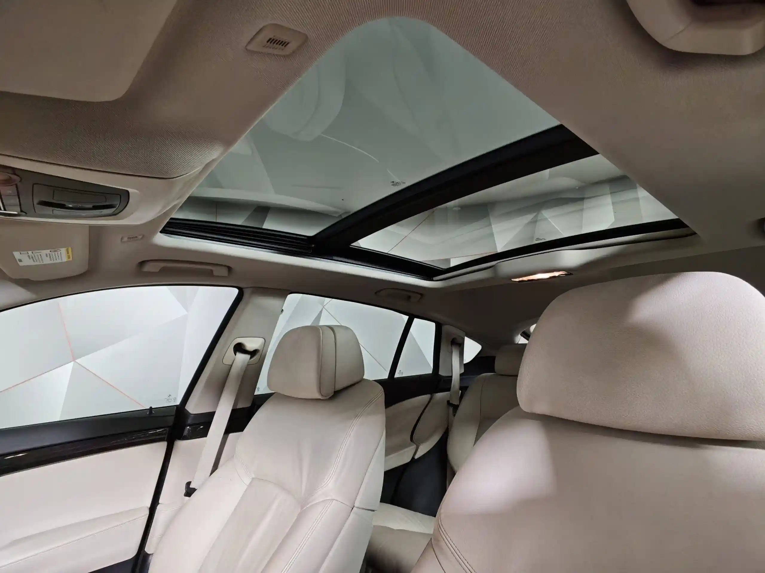 BMW 5 серия 2012