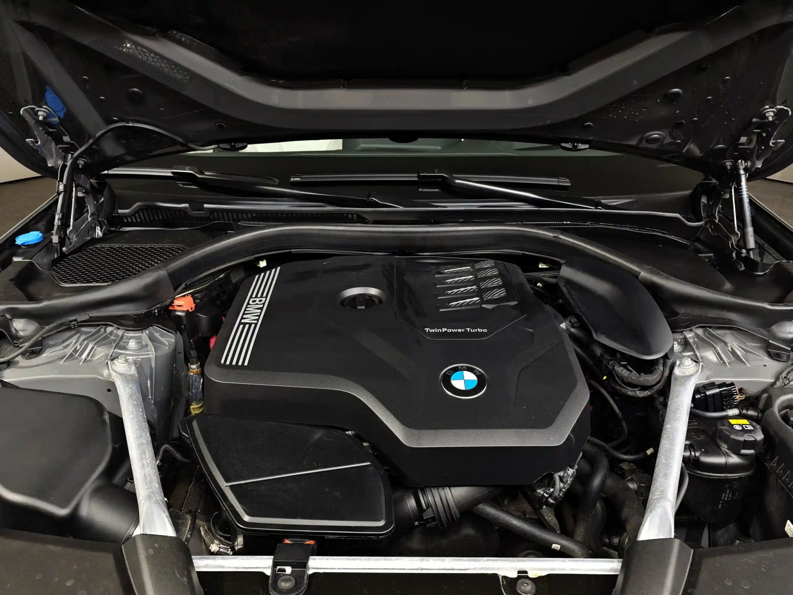 BMW 5 серия 2022