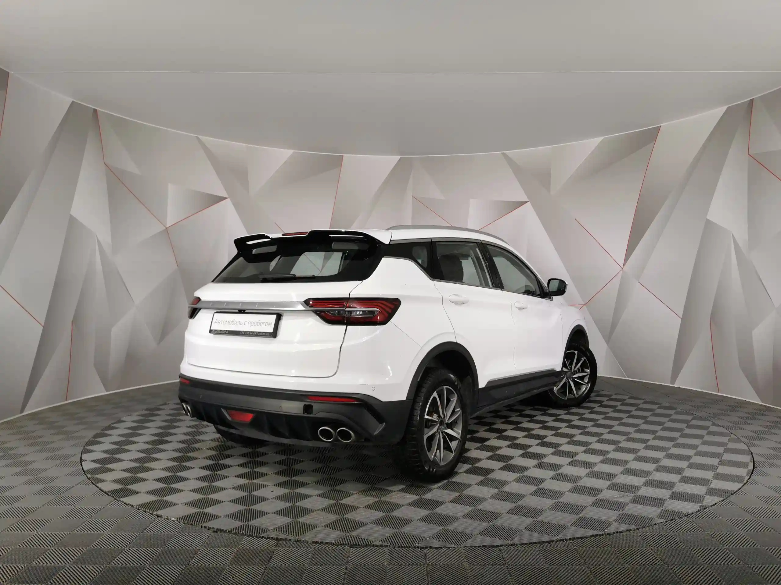 Geely Coolray 2022