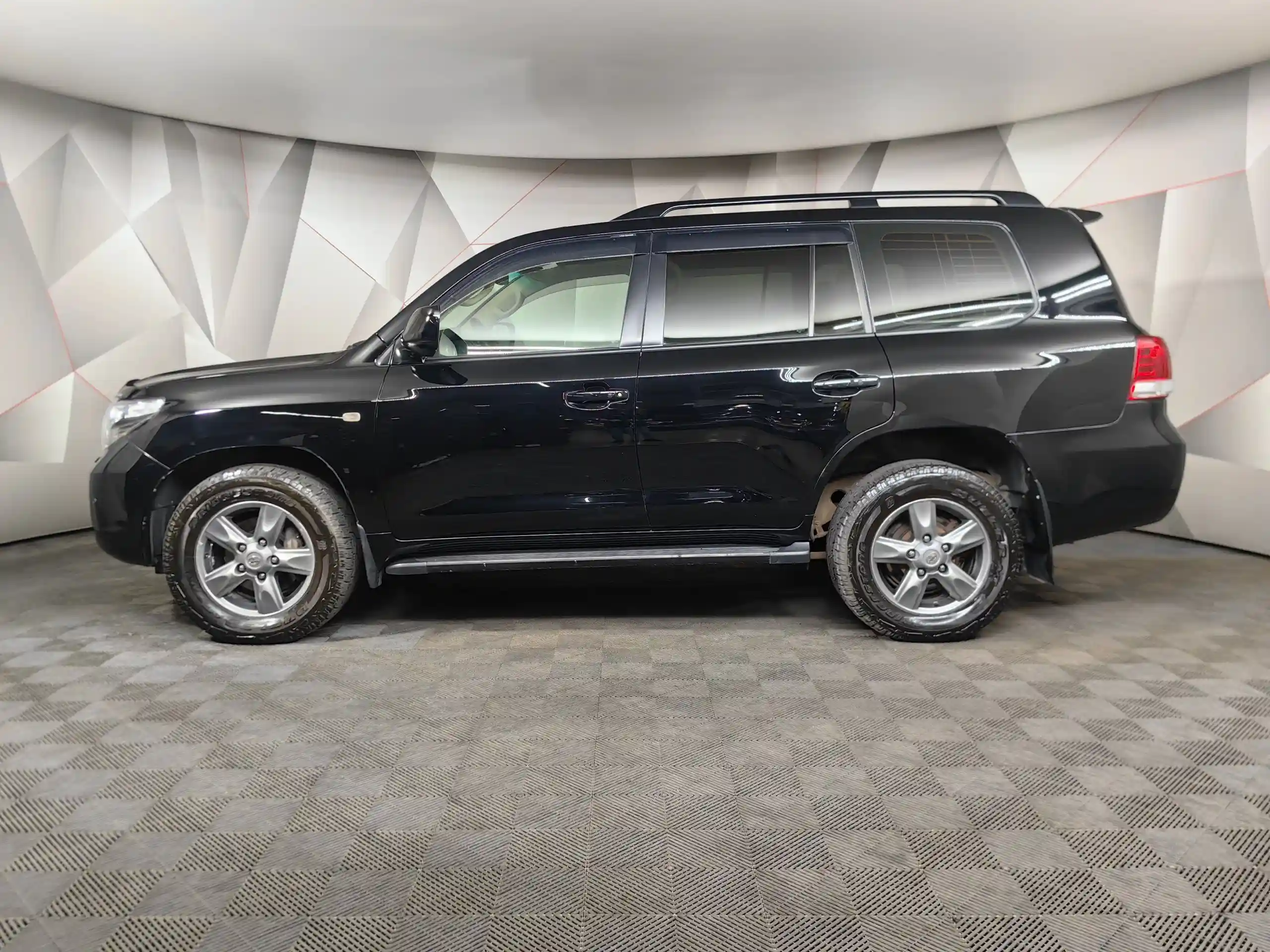 Toyota Land Cruiser 2011